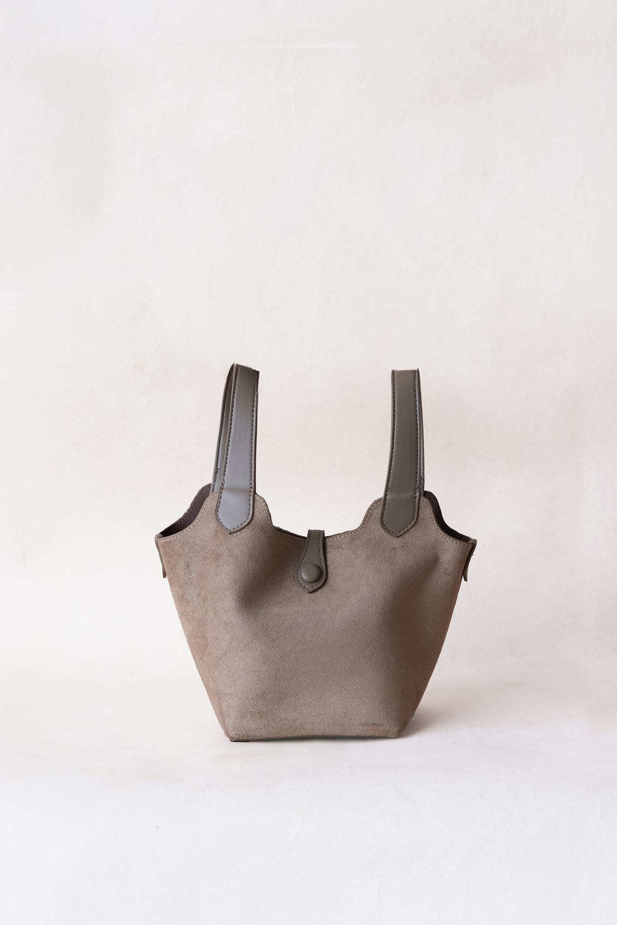 Époque Bucket Bag - Almond