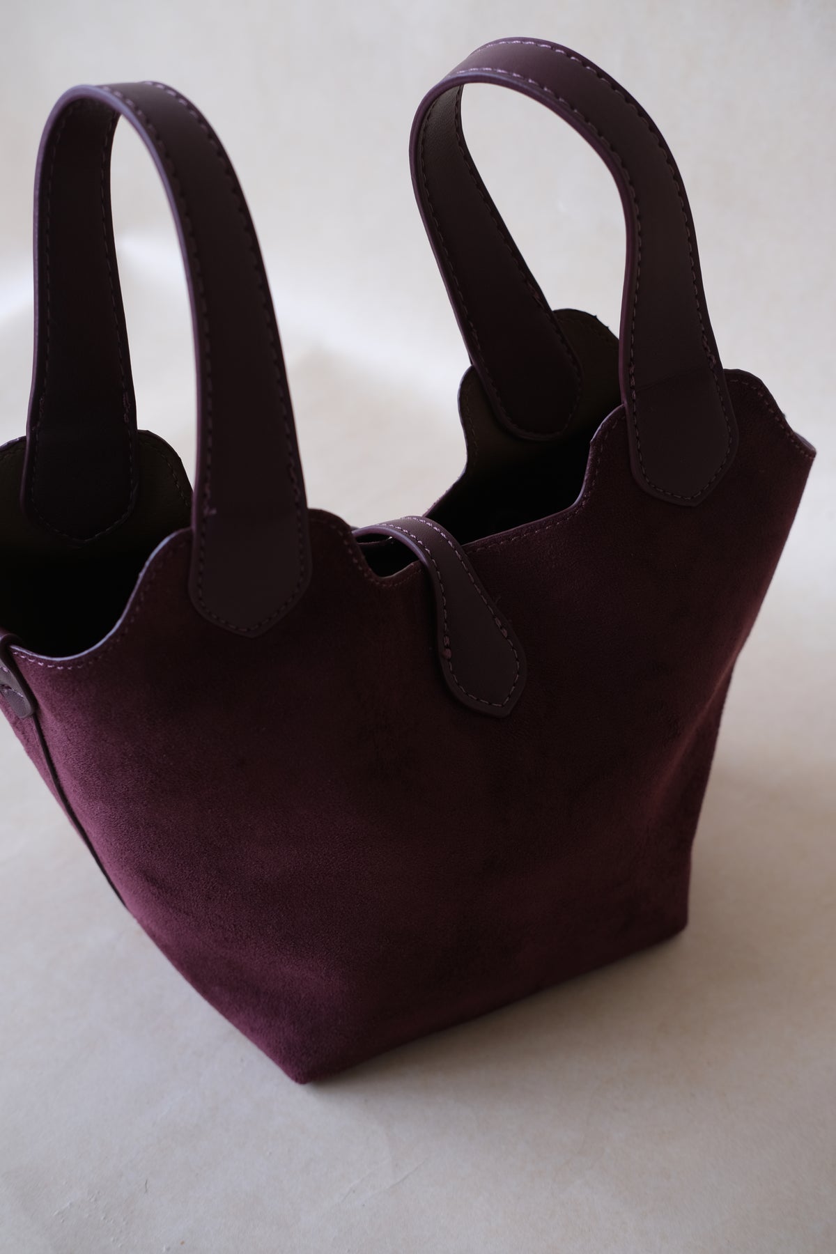 Époque Bucket Bag - Reddish Purple
