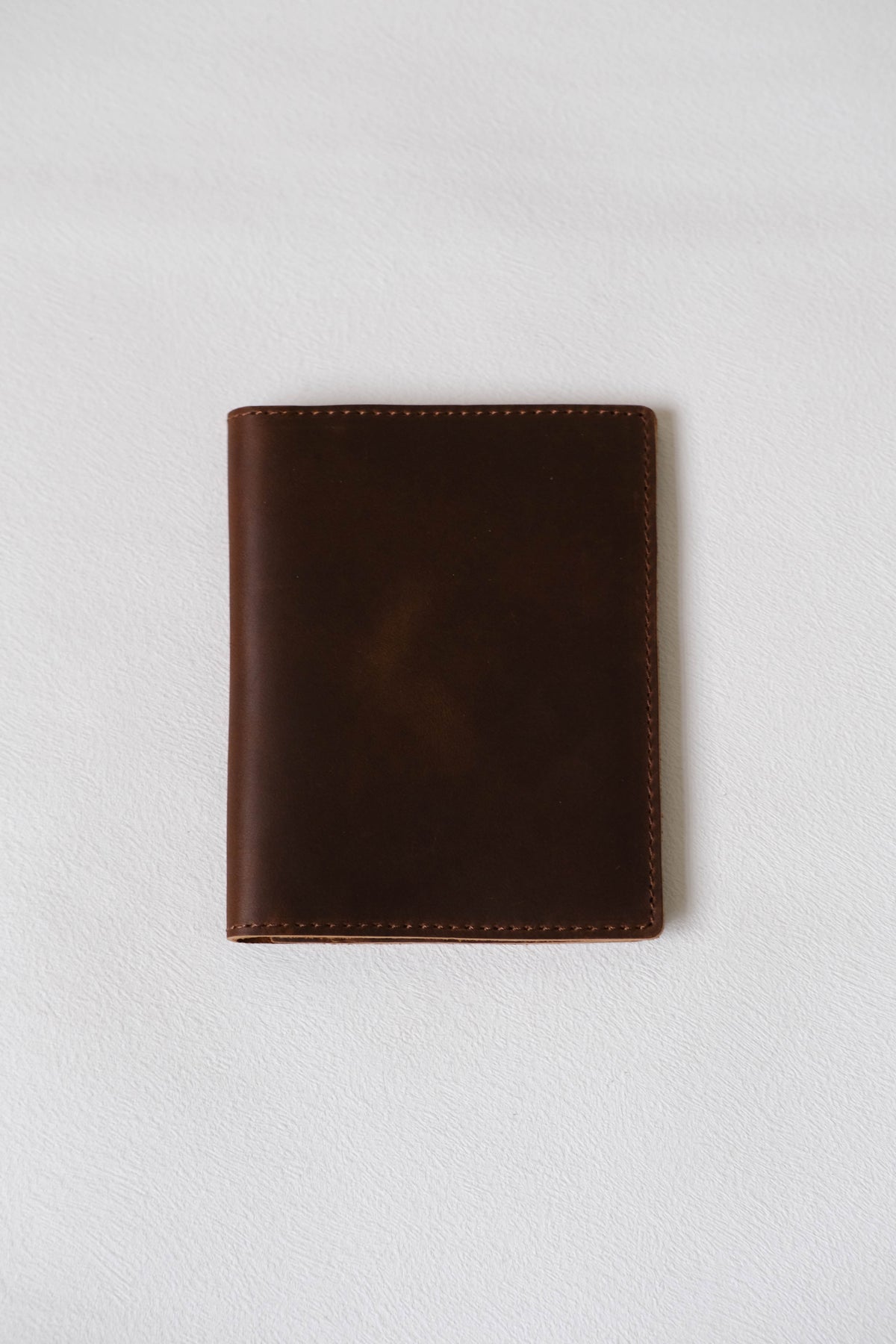 Voyage Luxe Genuine Leather Passport Sleeve In Coffee