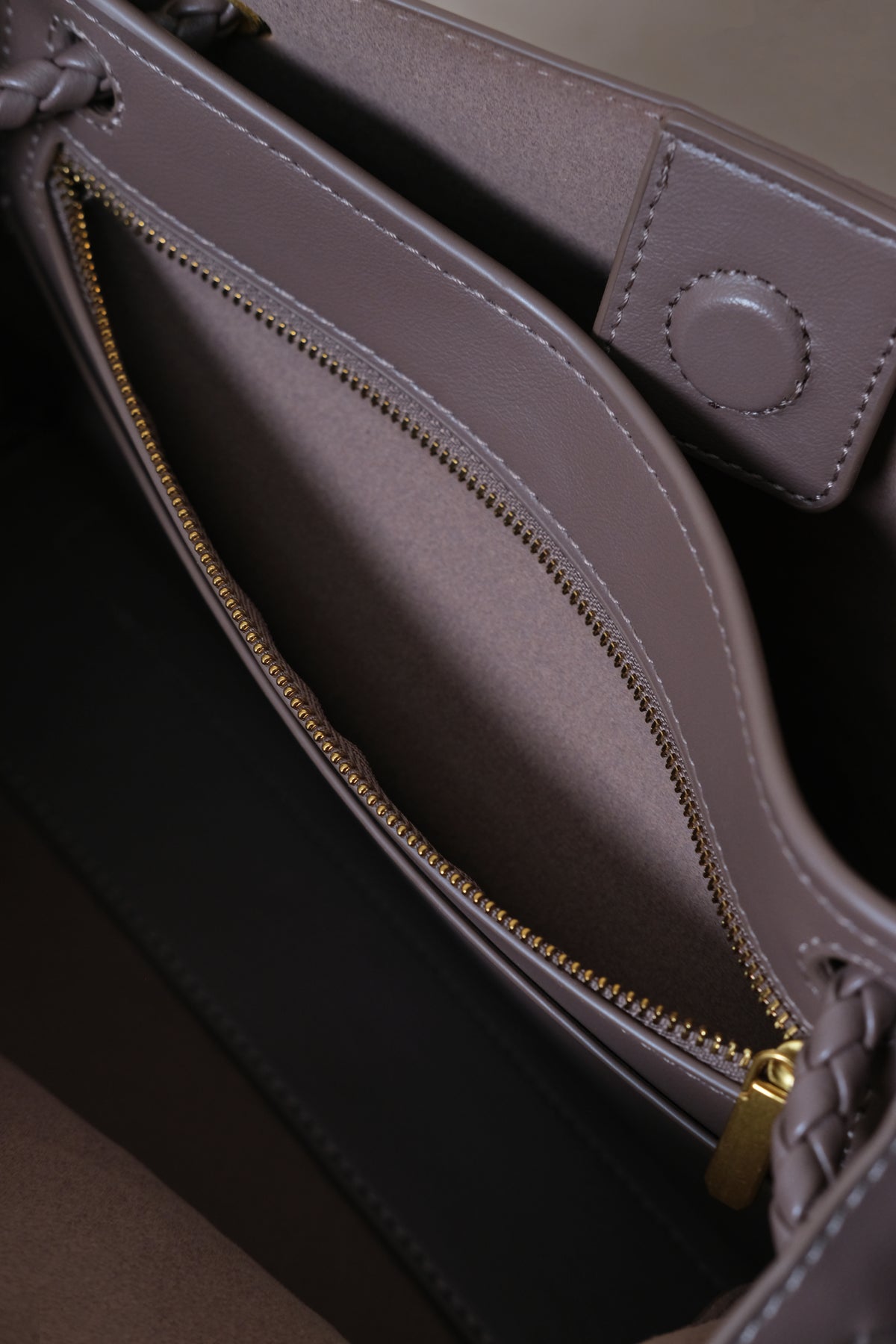 Artisan Grace Tote - Greyish Brown
