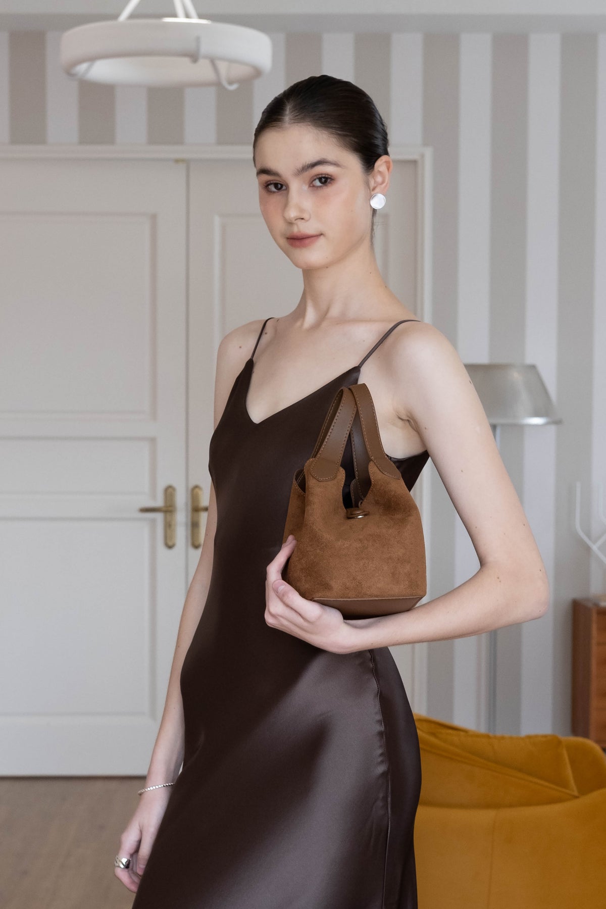 Époque Bucket Bag - Chestnut