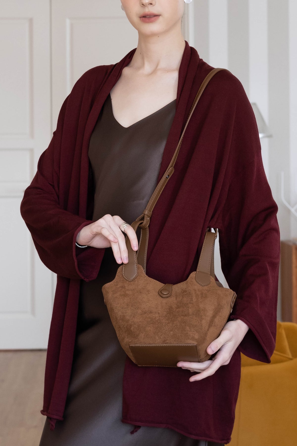 Époque Bucket Bag - Chestnut