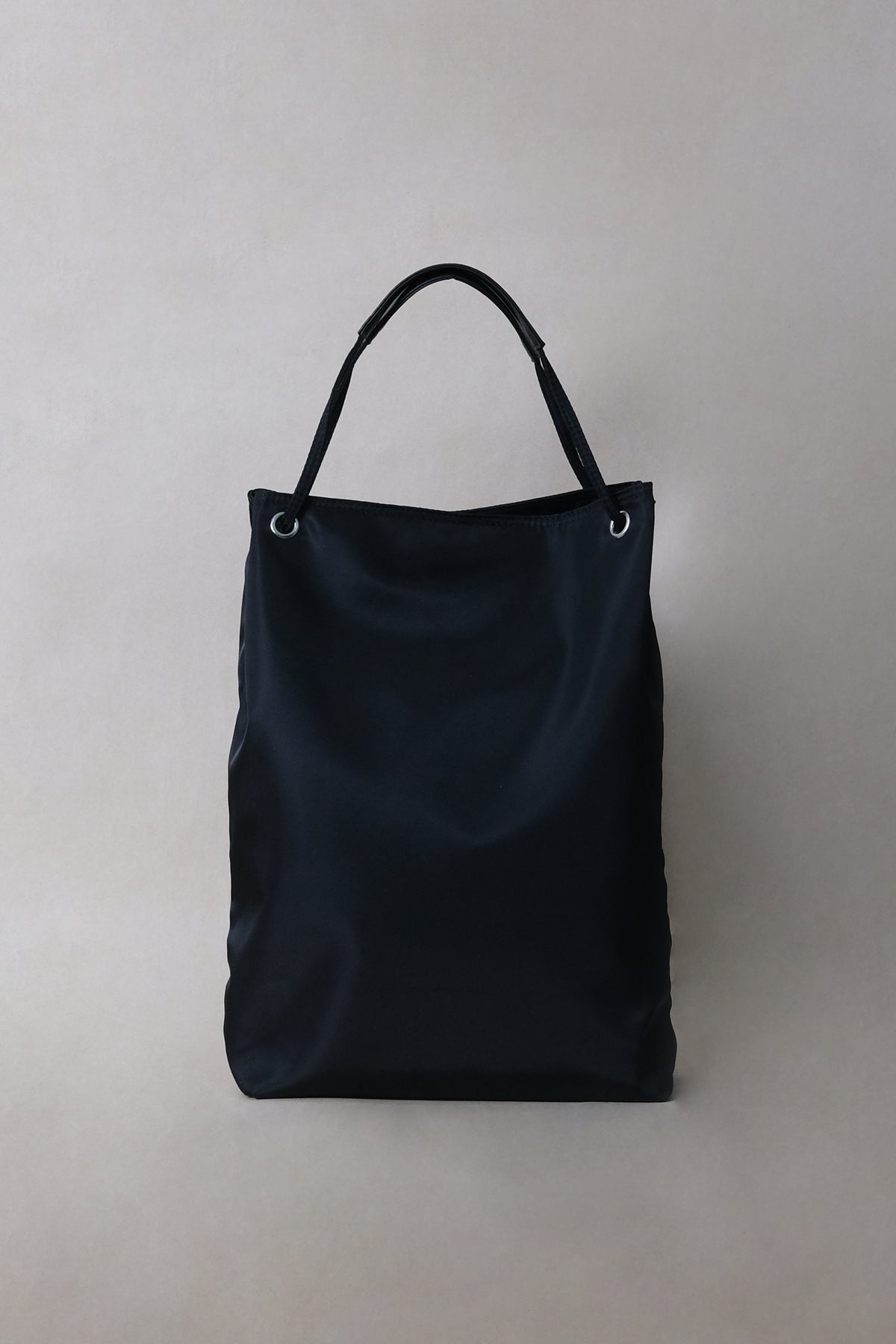 Classic Flow Laptop Bag + Mouse Pad In Classic Black