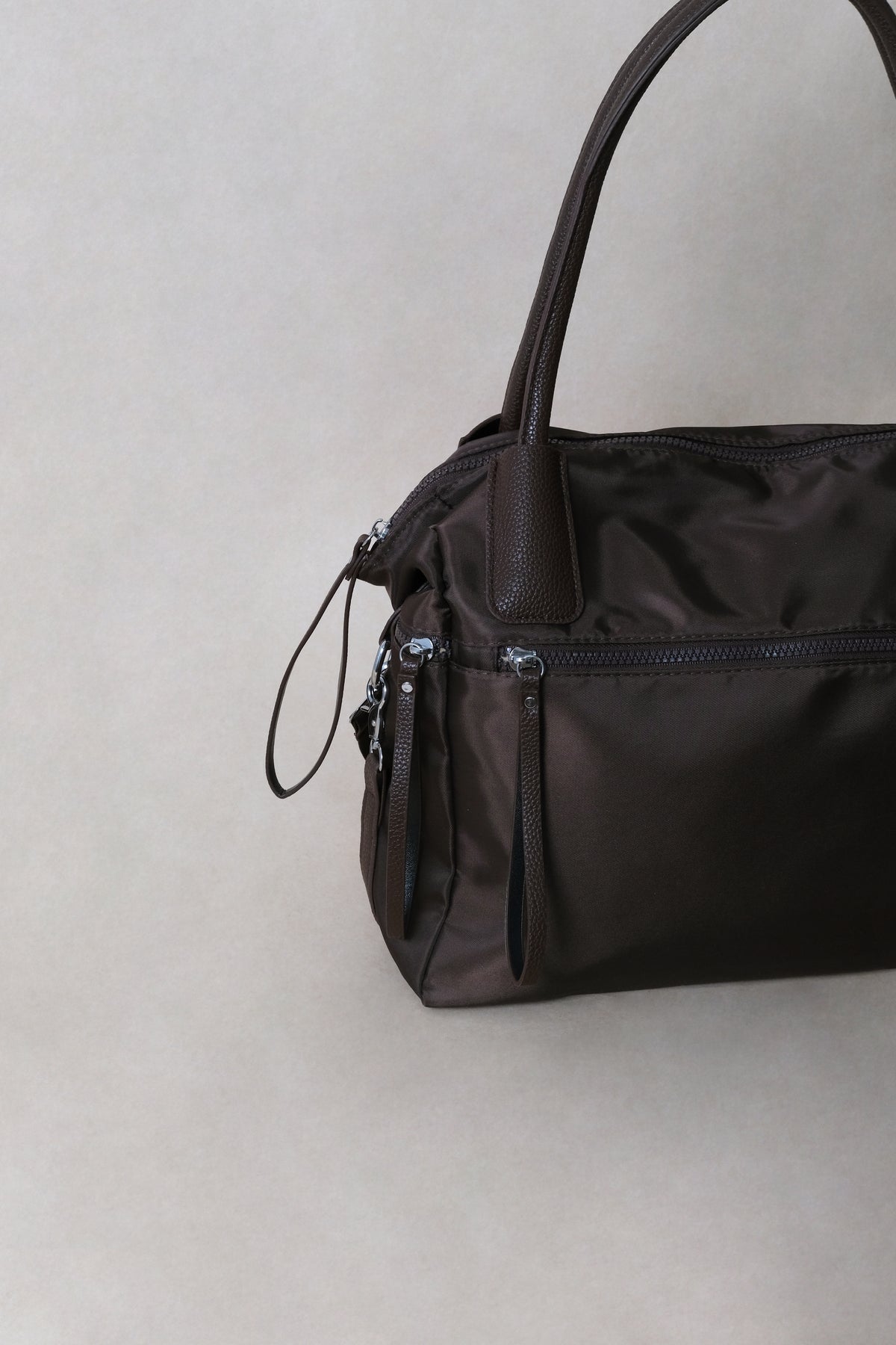 Classic Flow Crossbody Bag - Coffee