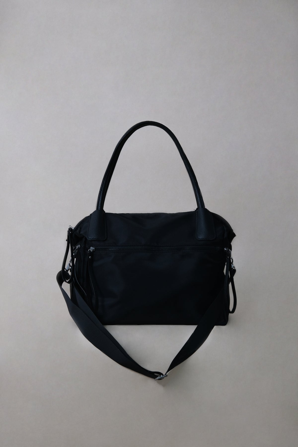 Classic Flow Crossbody Bag - Classic Black