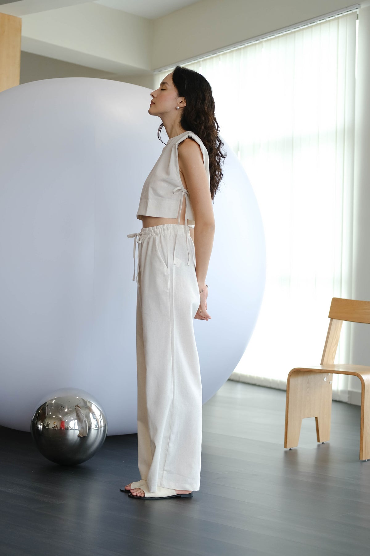 French Shoulder-padded Sleeveless Cotton + Linen Pants in Cream White Suit