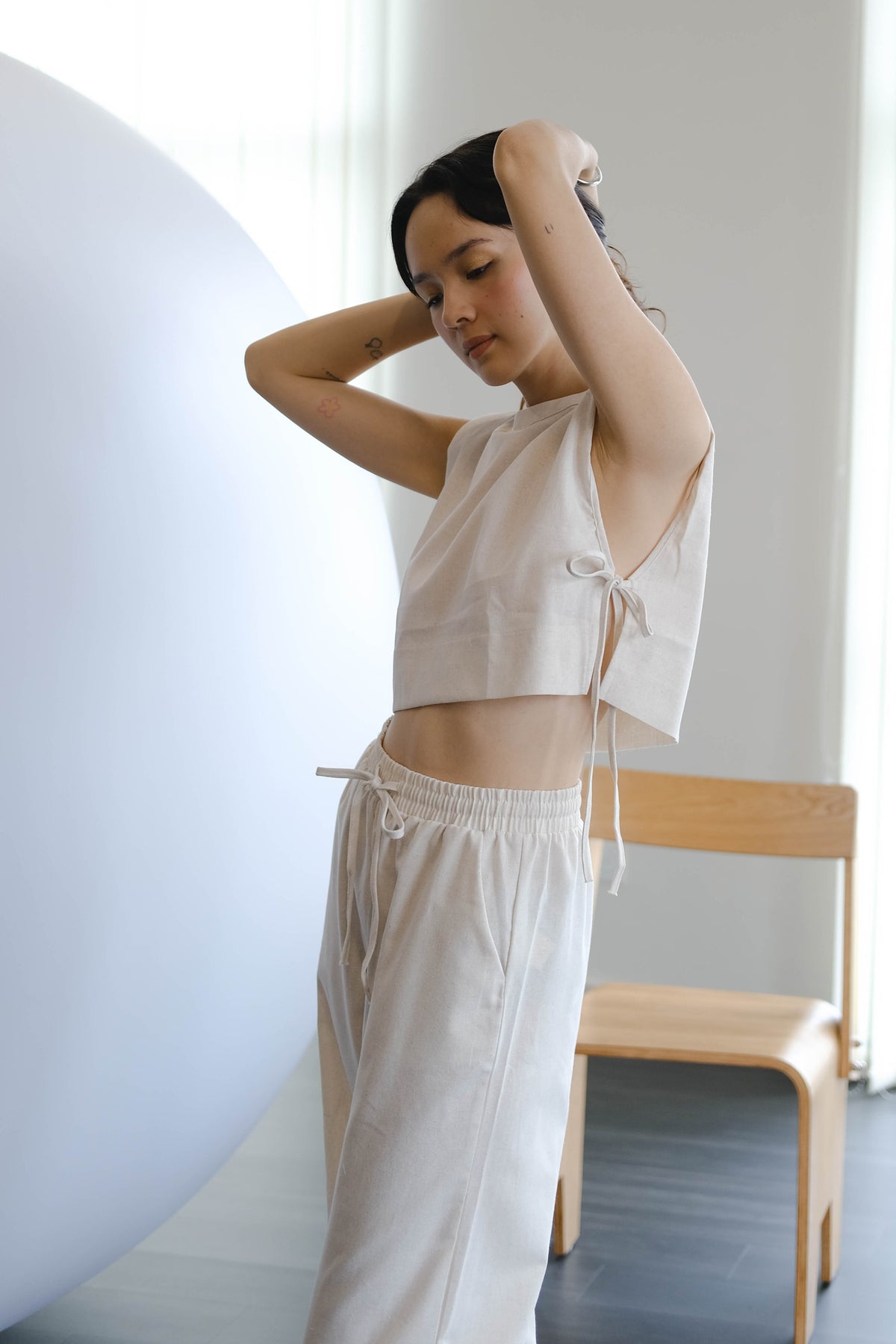 French Shoulder-padded Sleeveless Cotton and Linen In Cream White