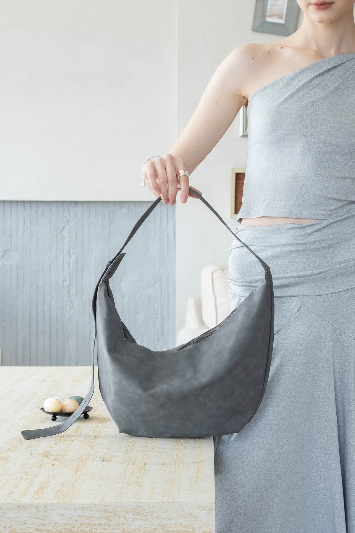 The Essential Grand Bag - Grey