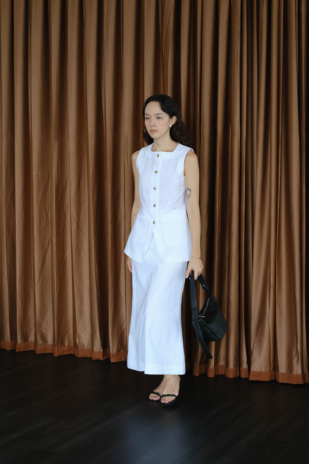 Sleeveless Vest + High Waist Skirt in Snow White Suit