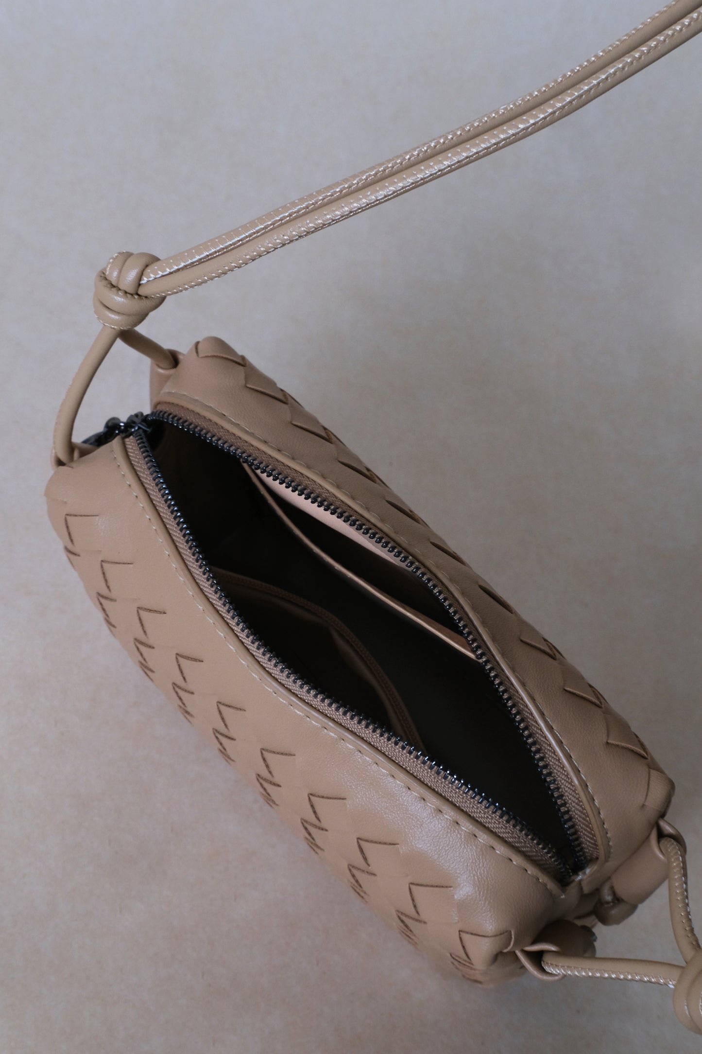 Artisan Elegance Box Bag - Almond