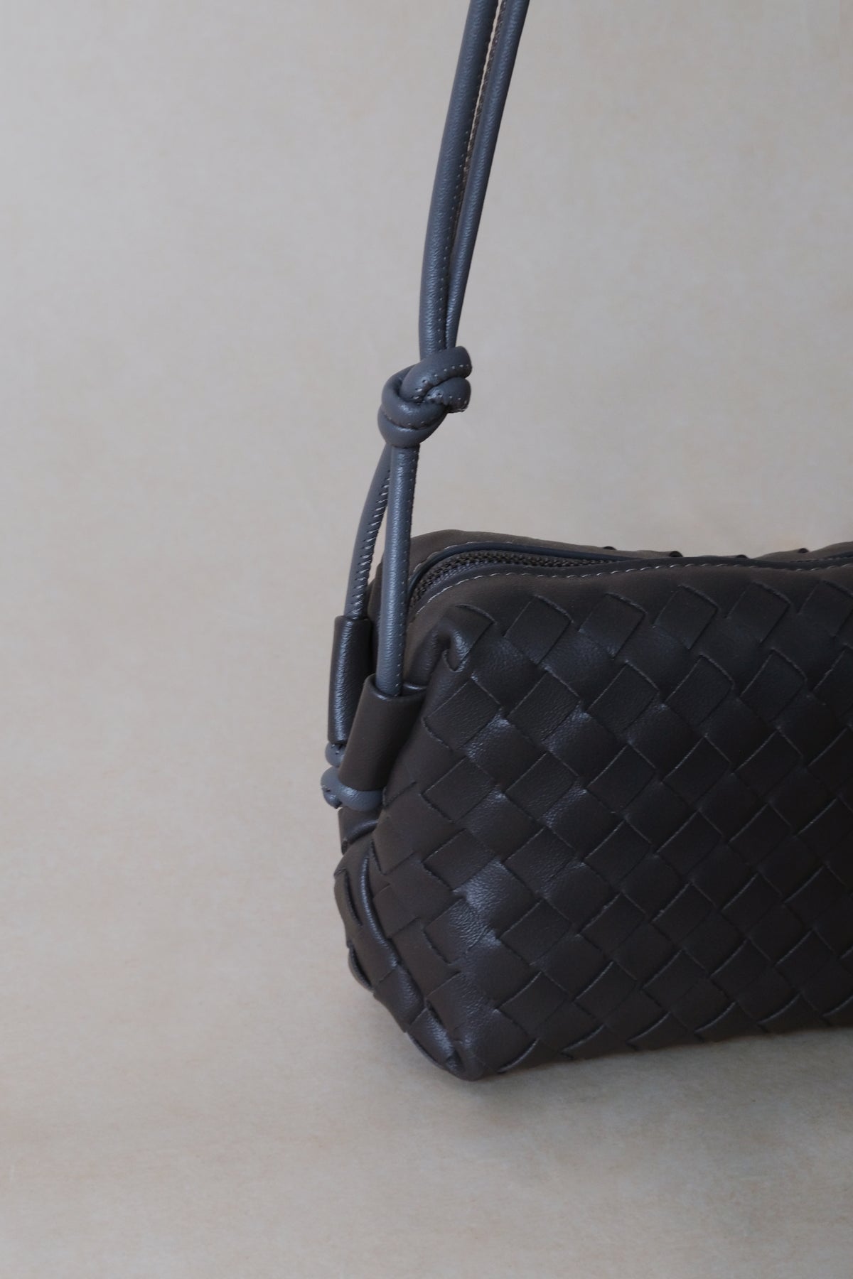 Artisan Elegance Box Bag - Gunmetal Gray