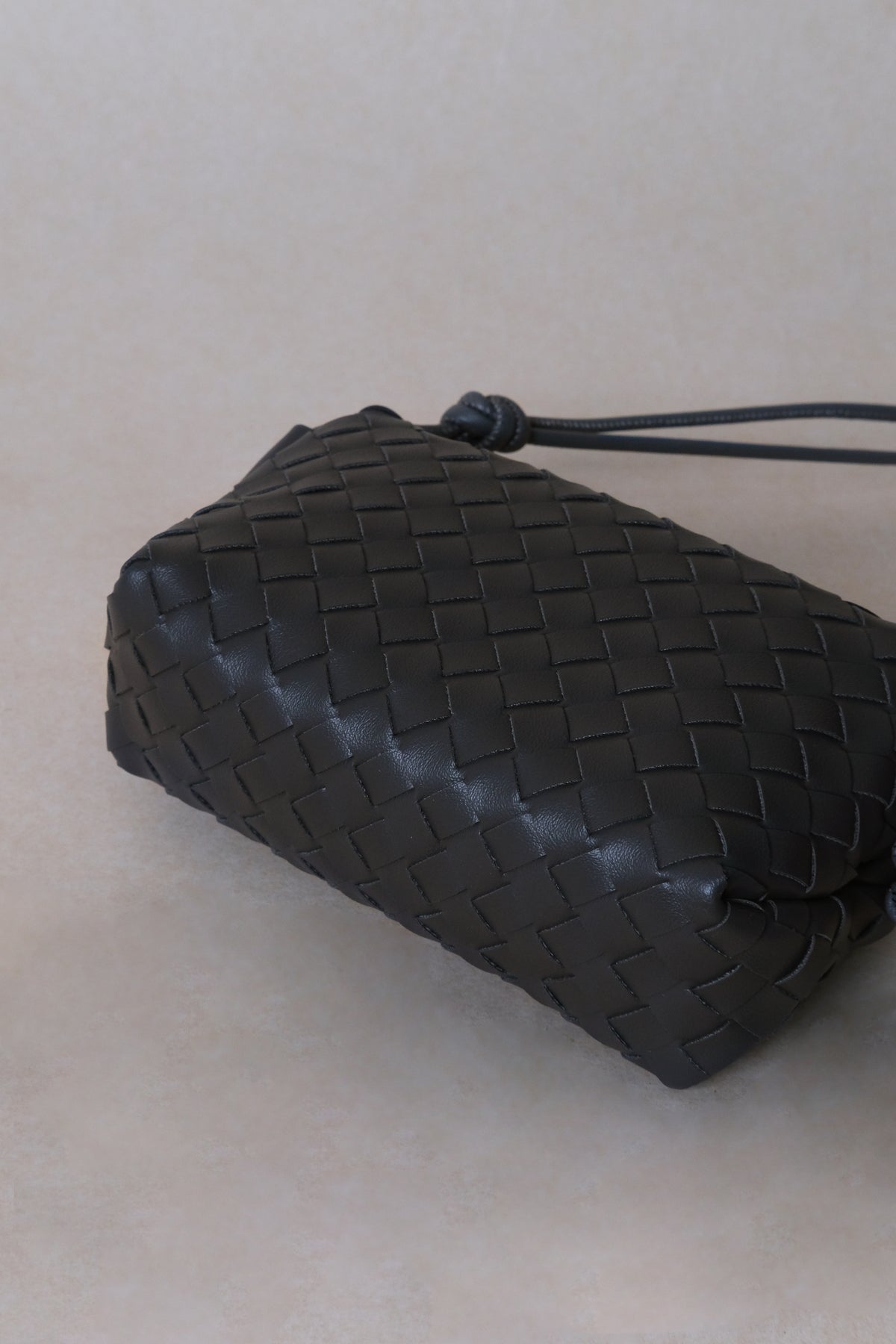 Artisan Elegance Box Bag - Gunmetal Gray