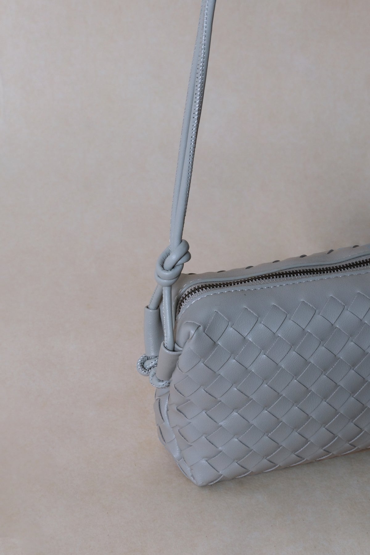 Artisan Elegance Box Bag - Agate Grey
