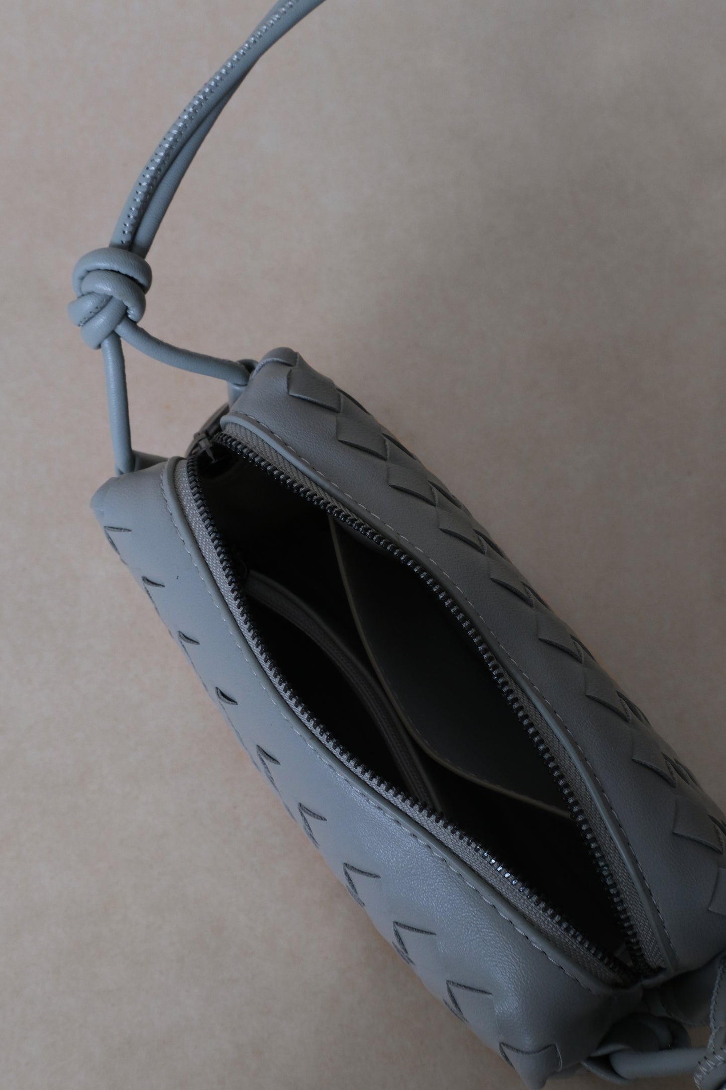 Artisan Elegance Box Bag - Agate Grey