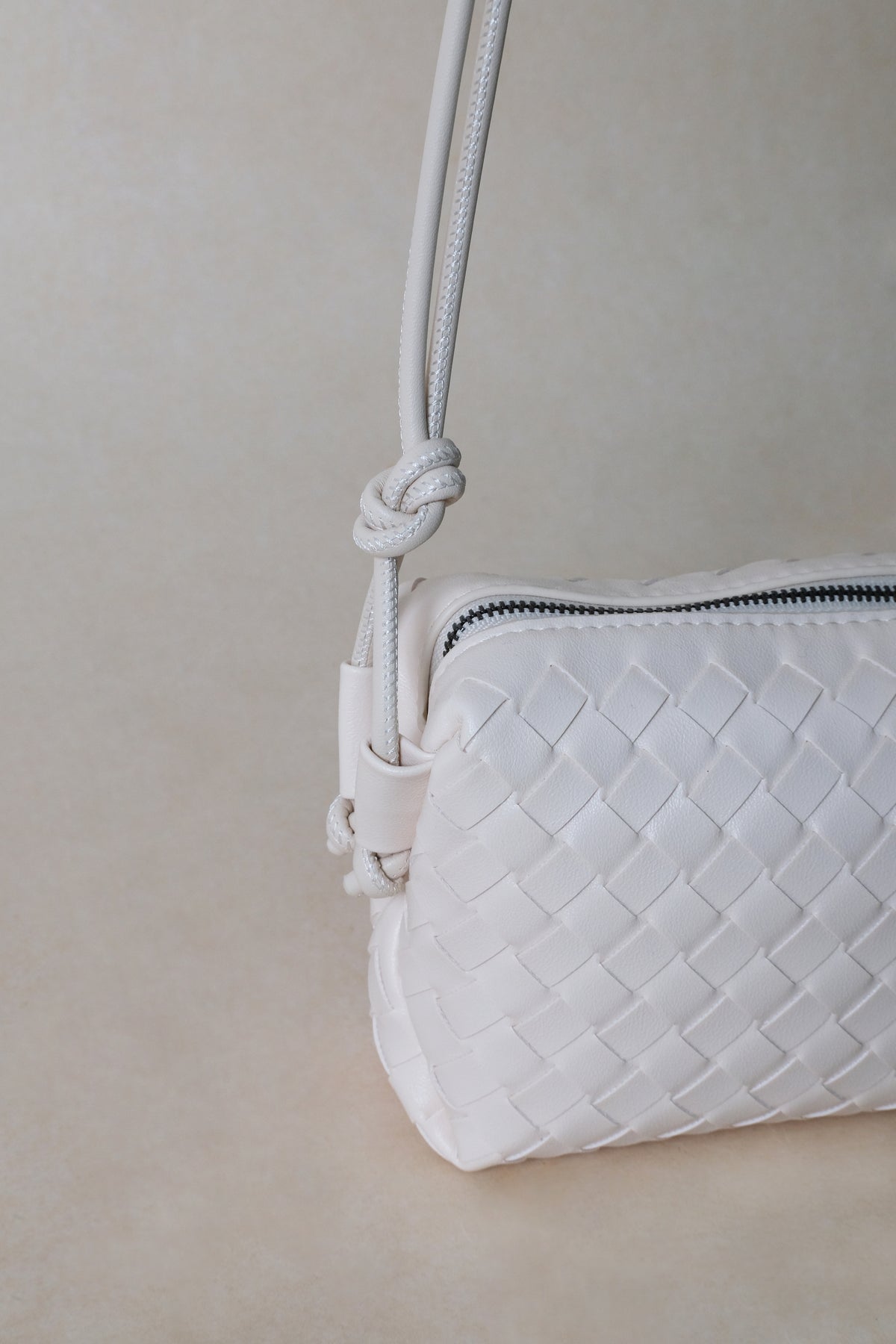 Artisan Elegance Box Bag - Cream White