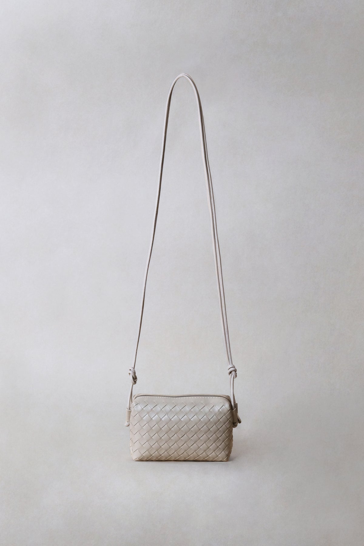 Artisan Elegance Box Bag - White Sand