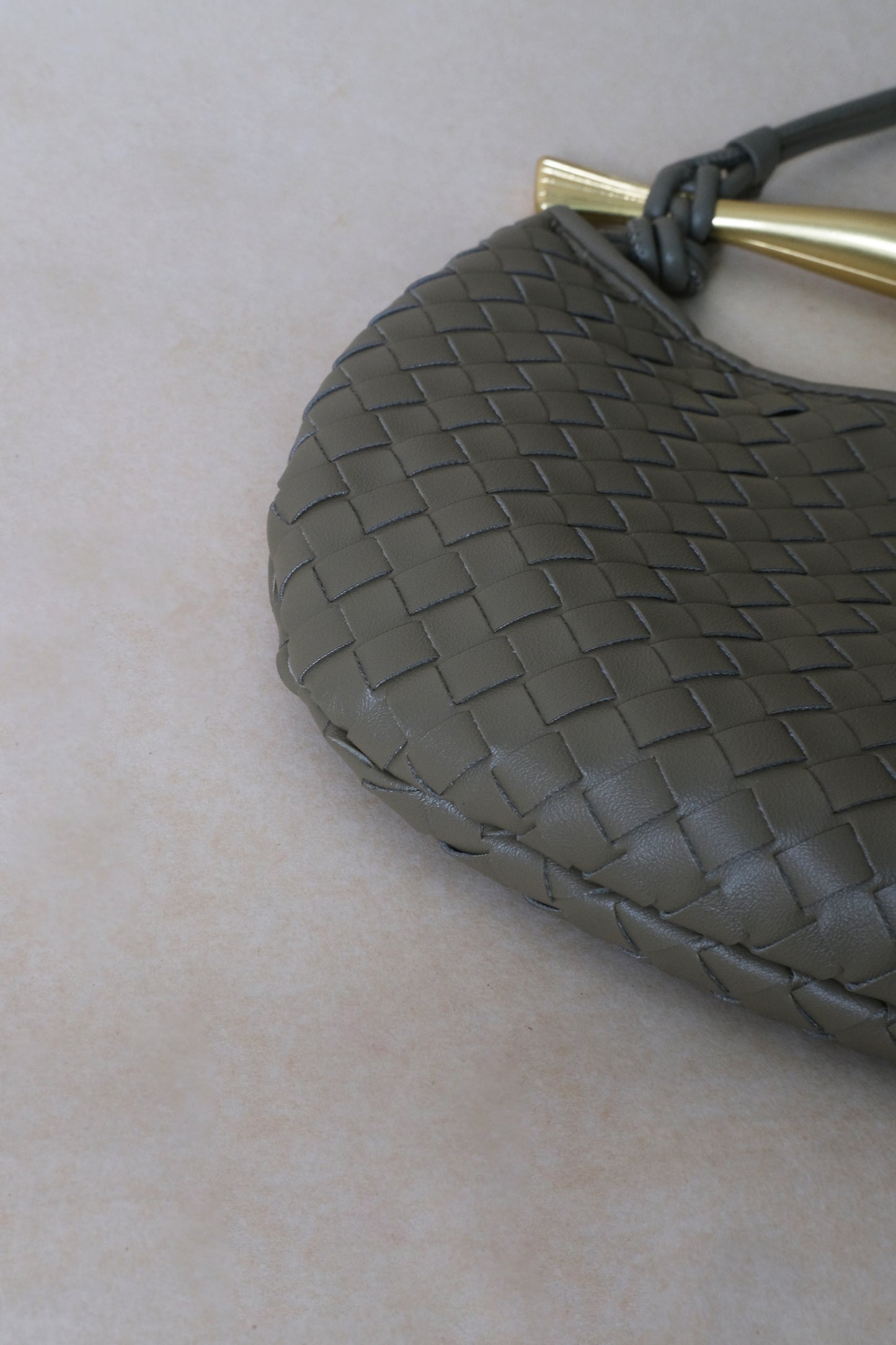 Artisan Classic Dumpling Bag - Shinny Earthy Green
