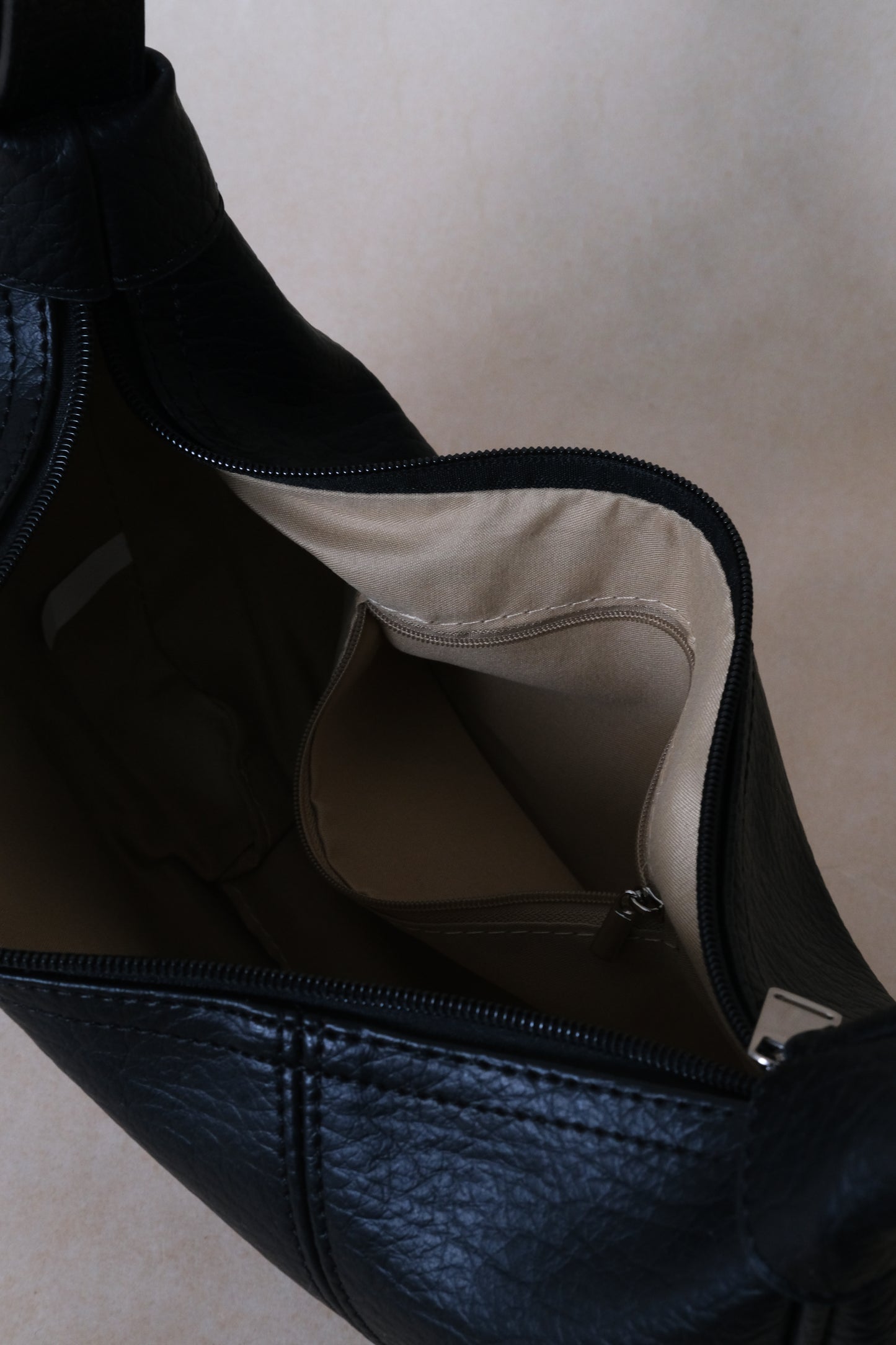 Everyday Soft Dumpling Bag - Classic Black