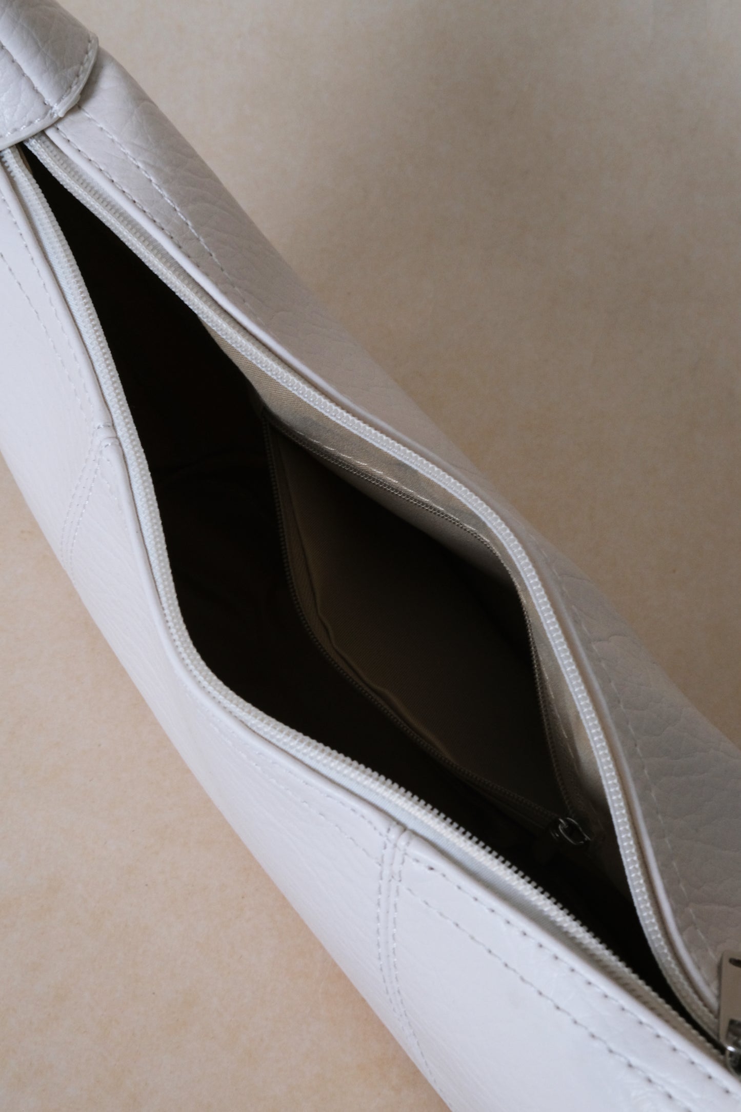 Everyday Soft Dumpling Bag - Cream White
