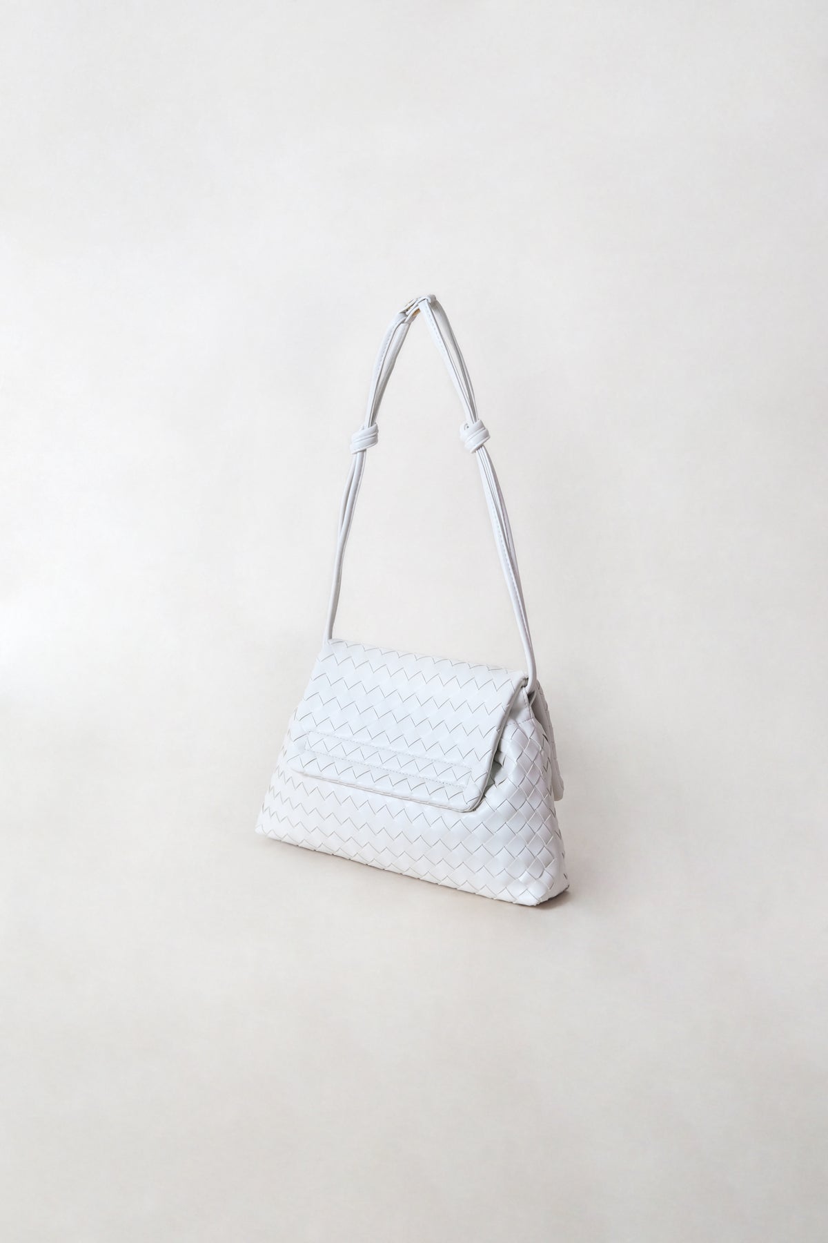 Artisan Classic Messenger Bag - Cream White