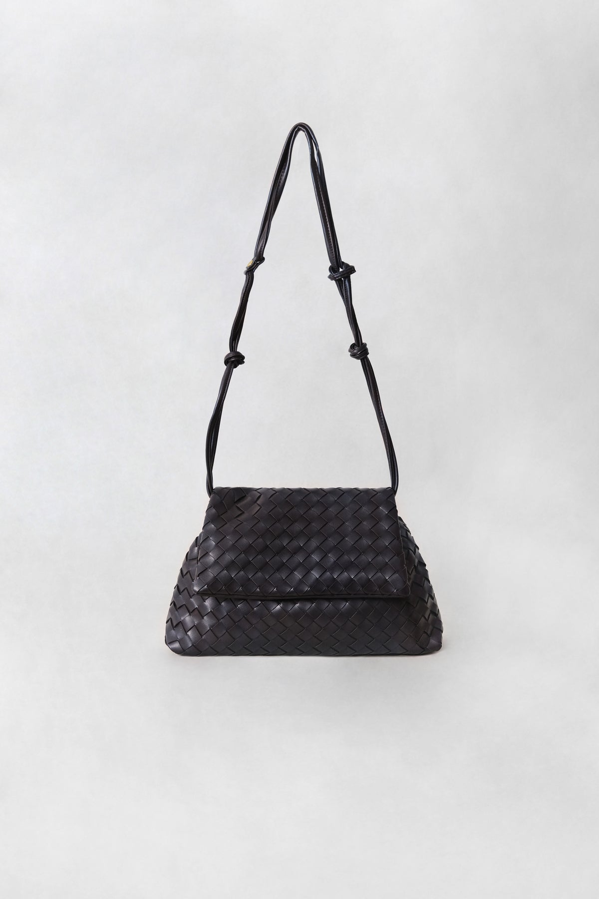 Artisan Classic Messenger Bag - Black Currant