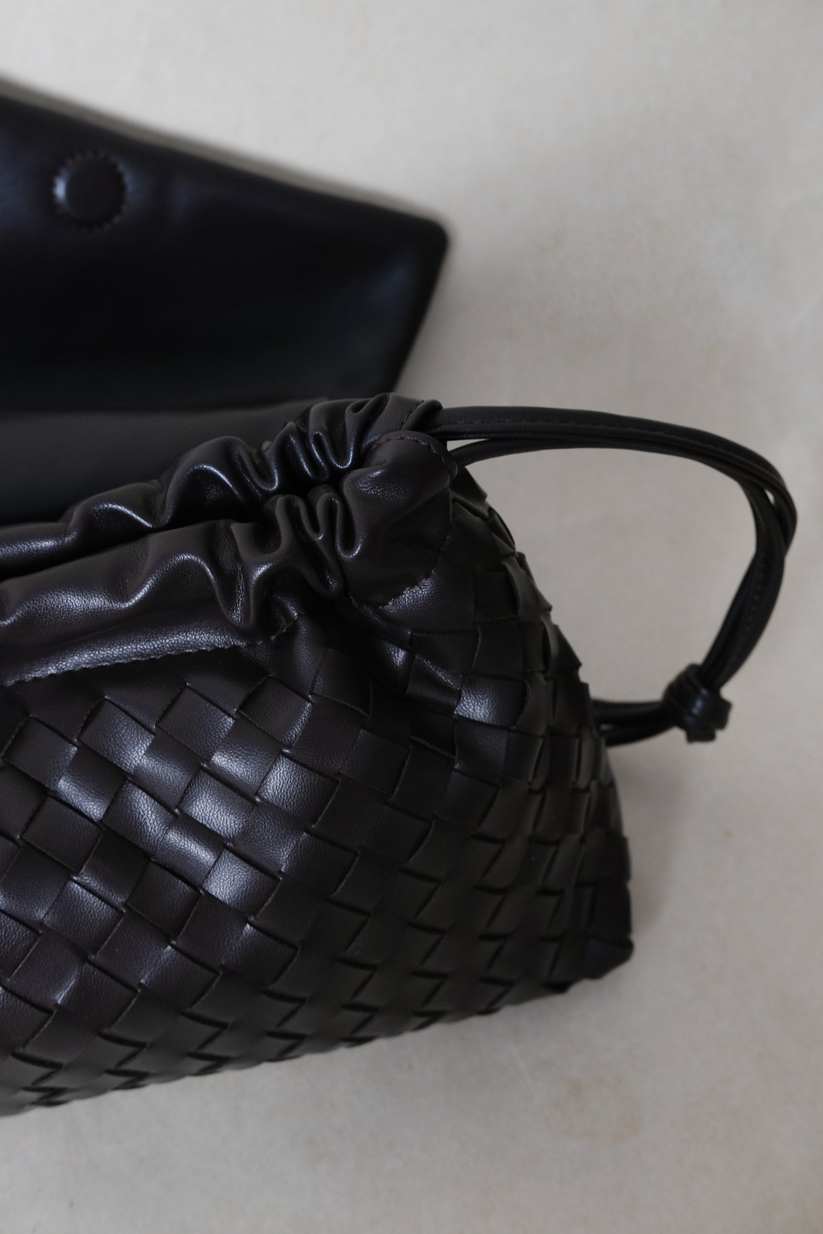 Artisan Classic Messenger Bag - Black Currant