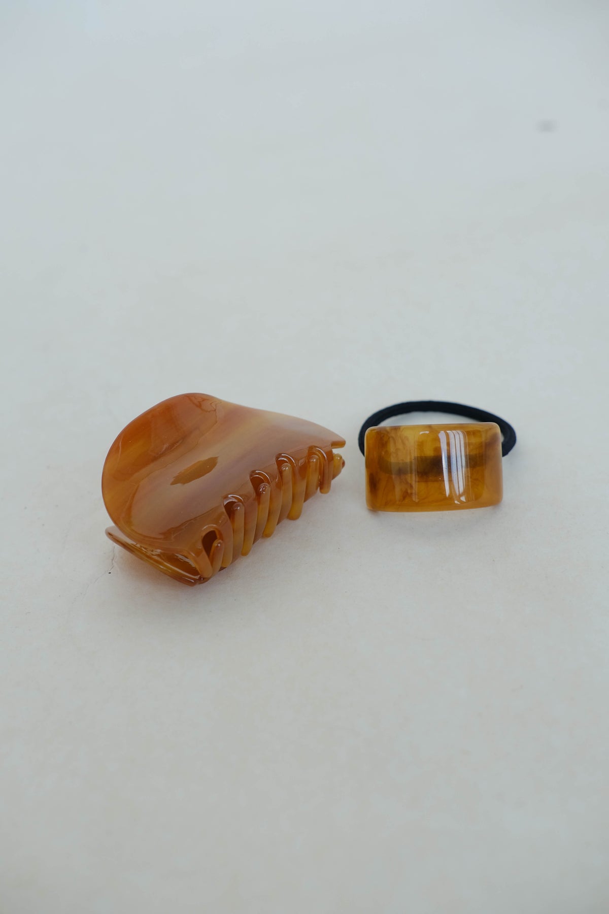 French Gripper Clip Caramel Color