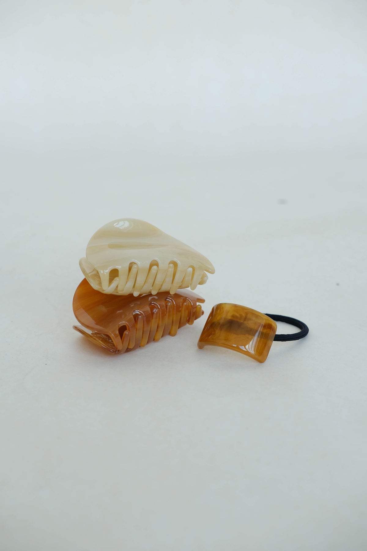 French Gripper Clip Latte Color