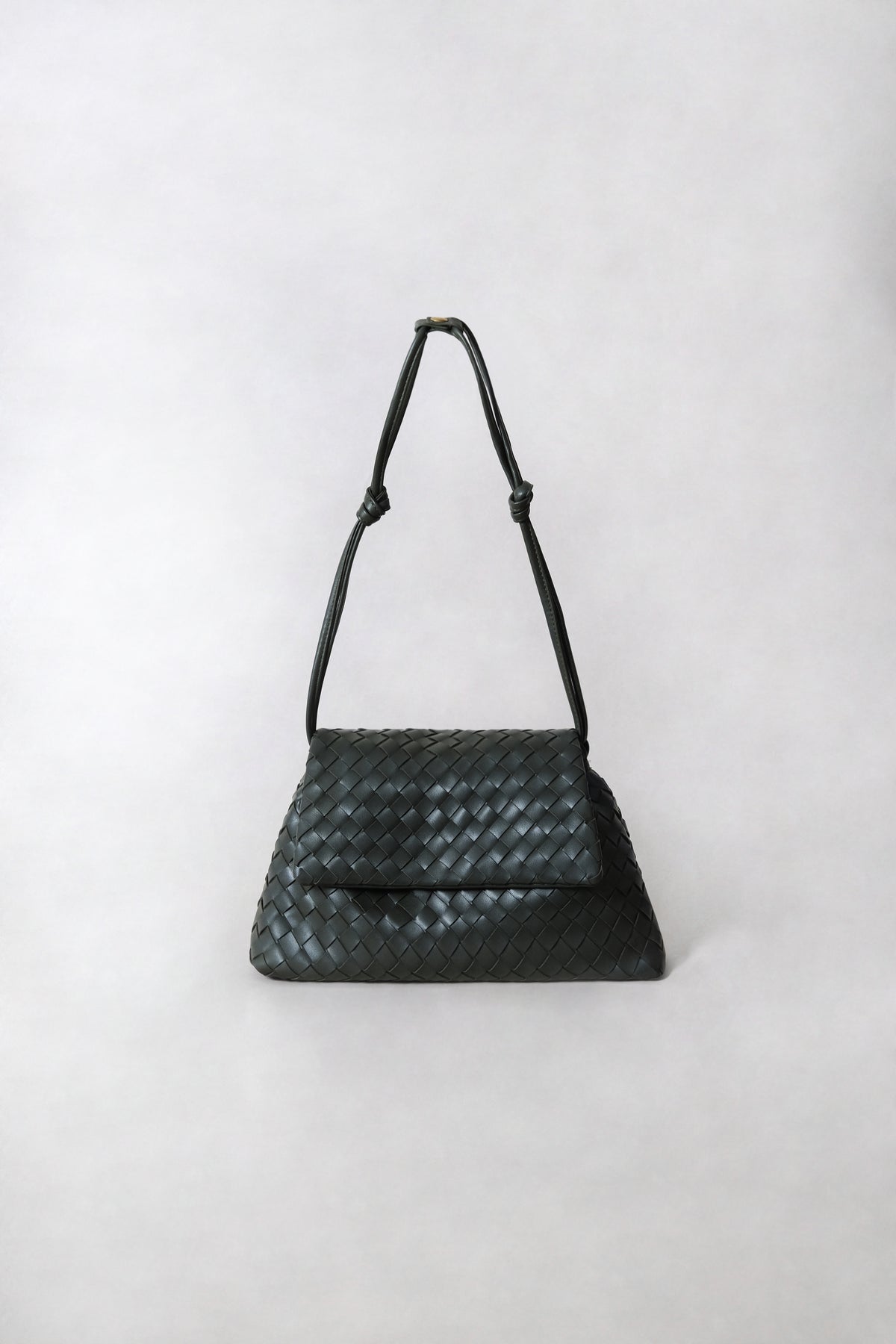 Artisan Classic Messenger Bag - Beech