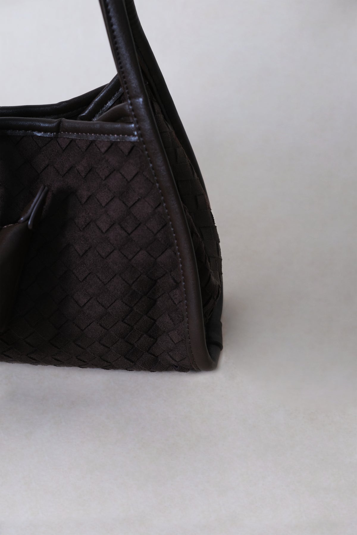 Artisan Grace Basket Bag - Coffee