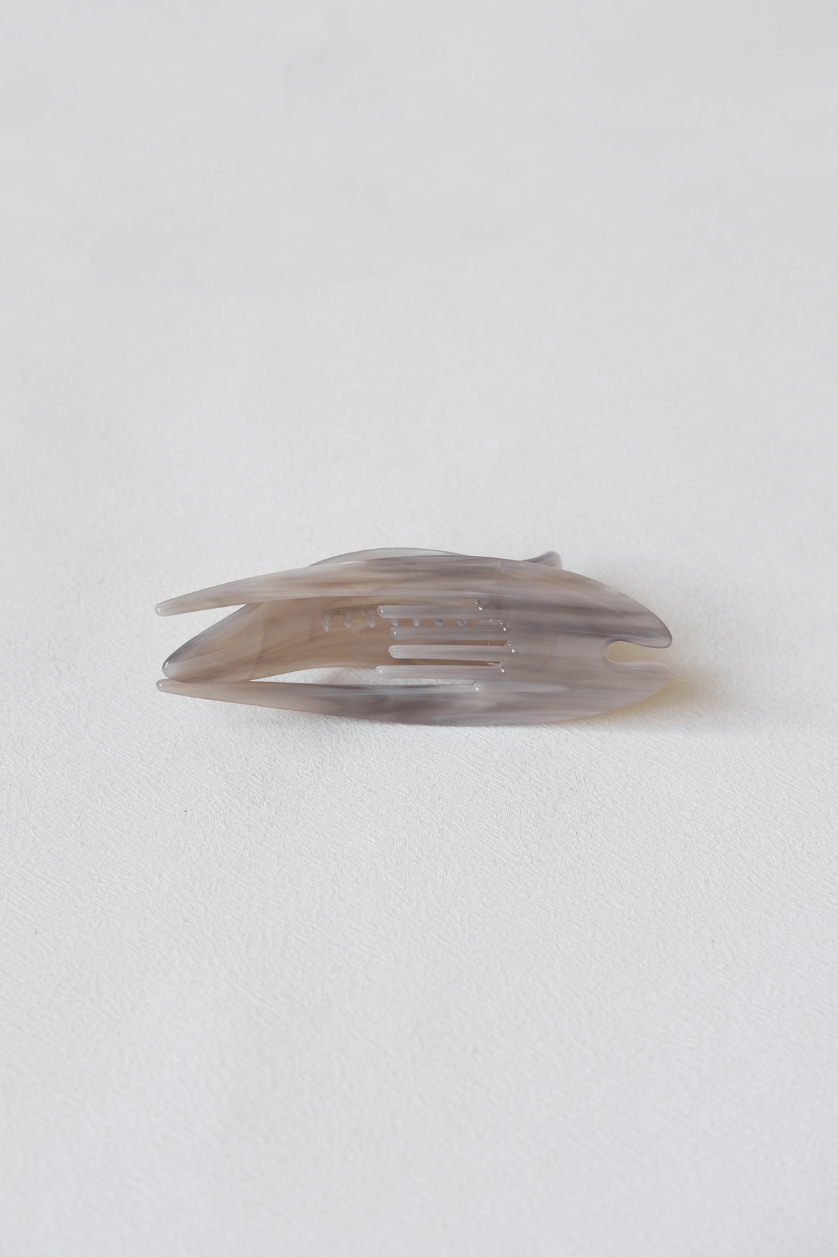 Lumière Tail Clip - Grey