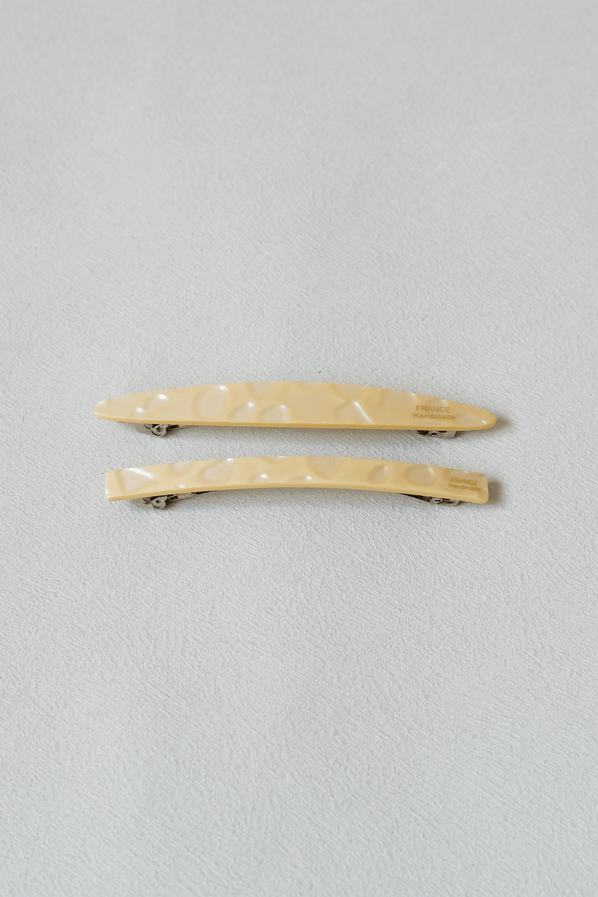 Oval Style Timeless Slim Barrette - Almond