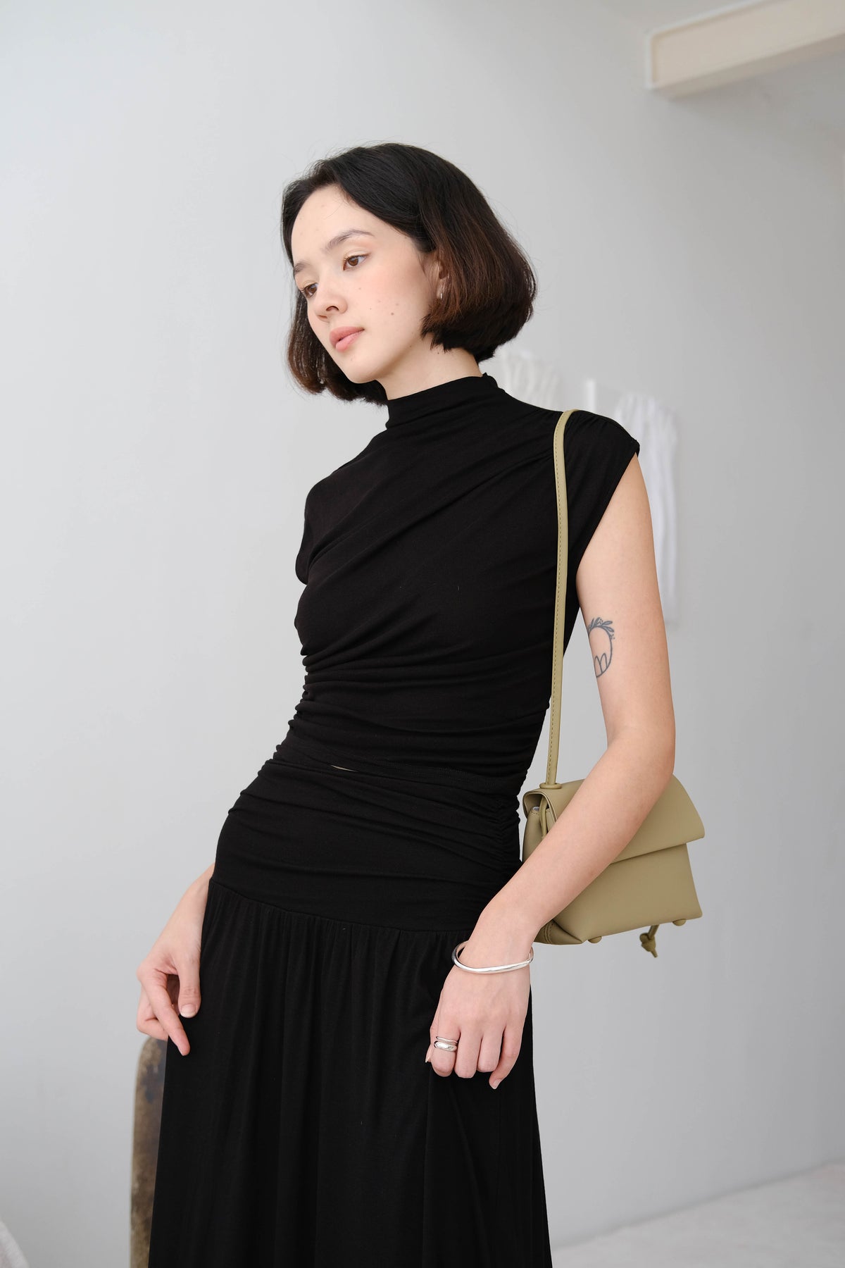 Wide Waistband Pleated Knitted Skirt In Classic Black