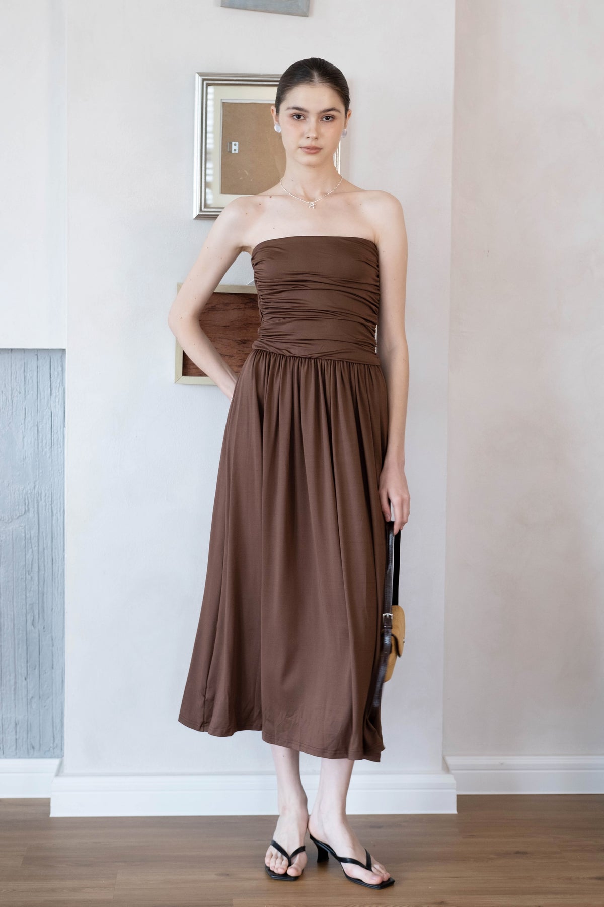 Classic Saddle Underarm Bag - Almond