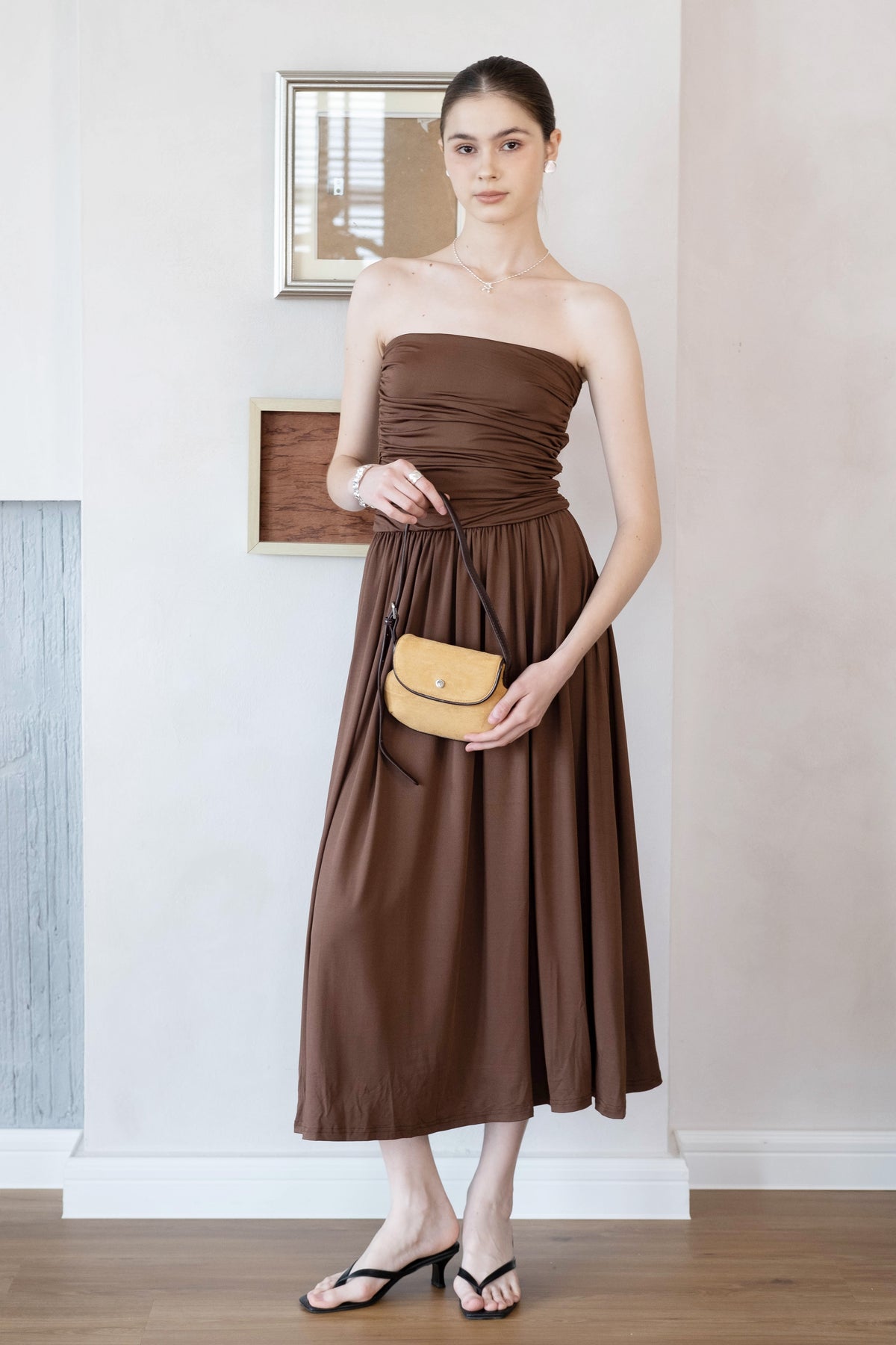 Classic Saddle Underarm Bag - Almond