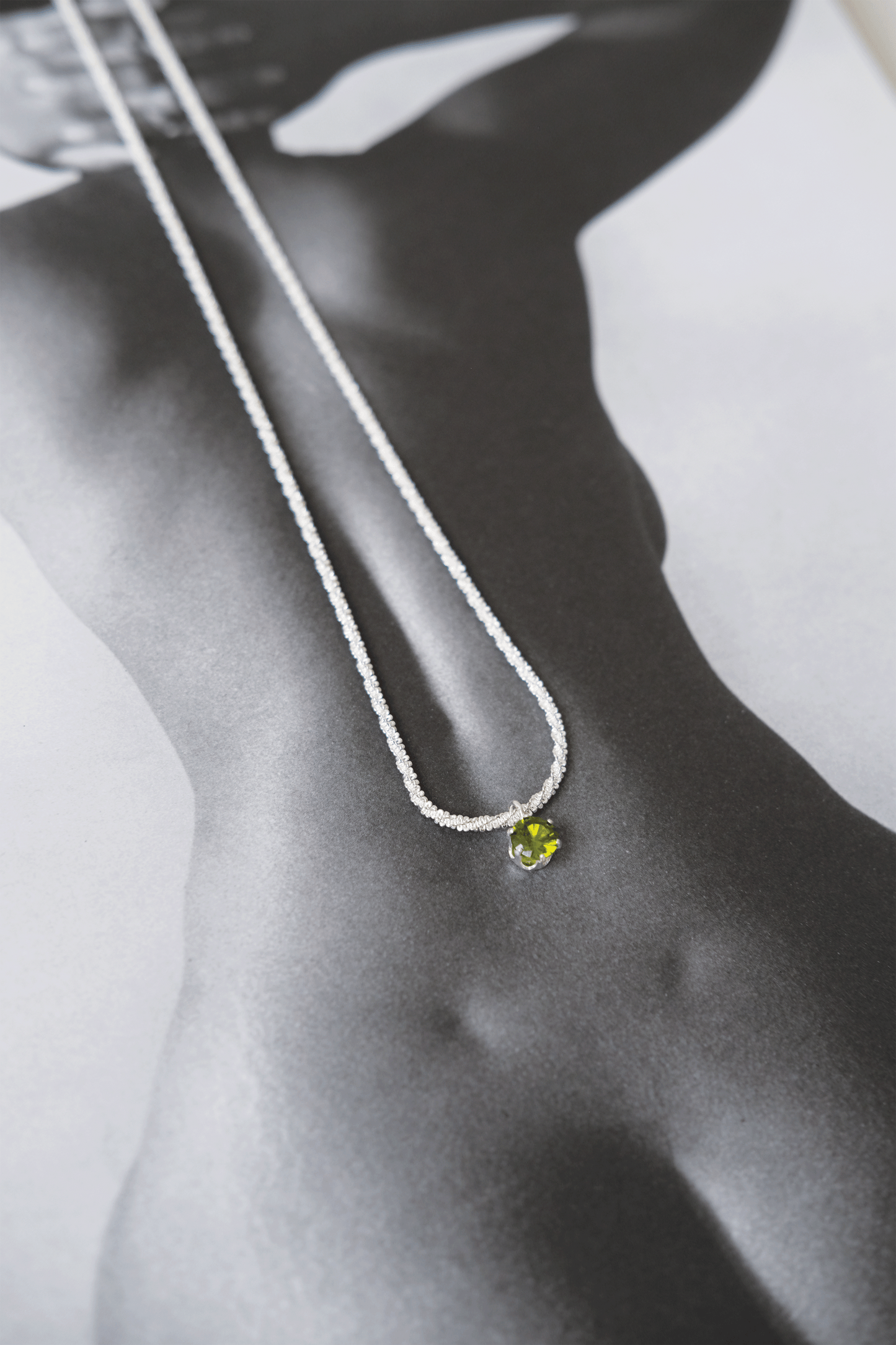 Chic Clavicle Pendant