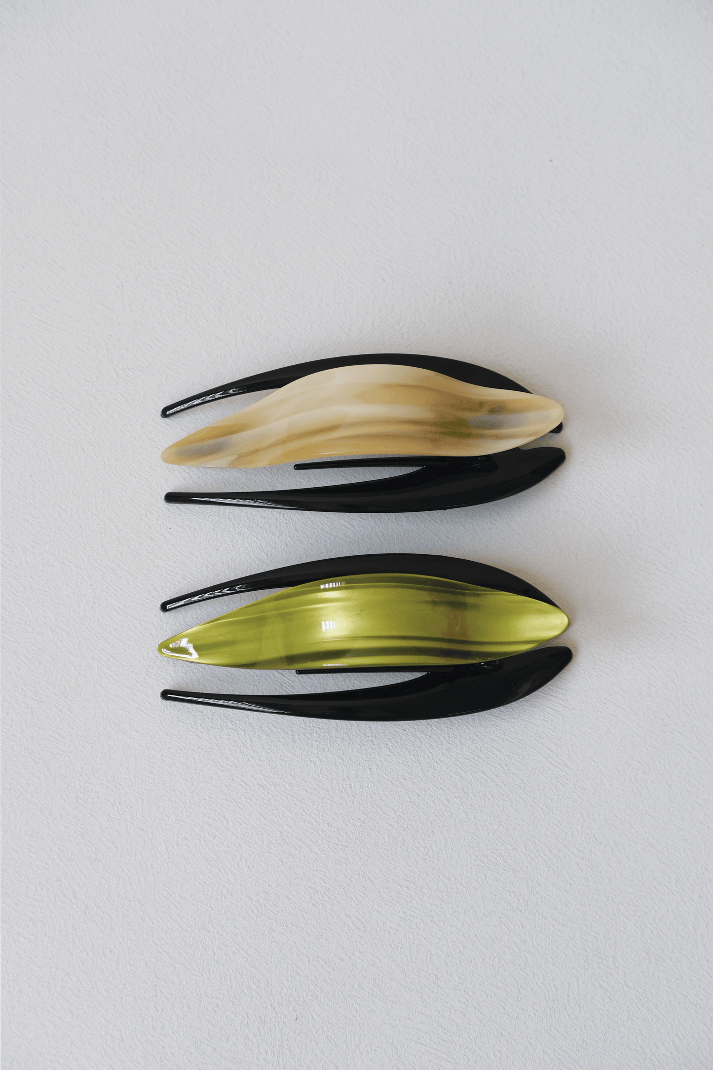 Aurora Acetate Hair Claw - Green