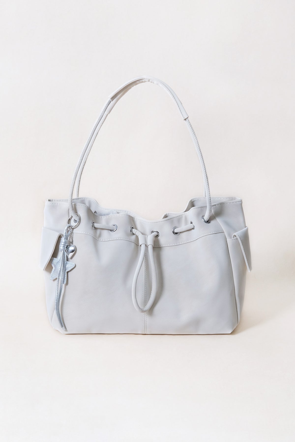 Medium Classic Daily Tote - White (With Charm)
