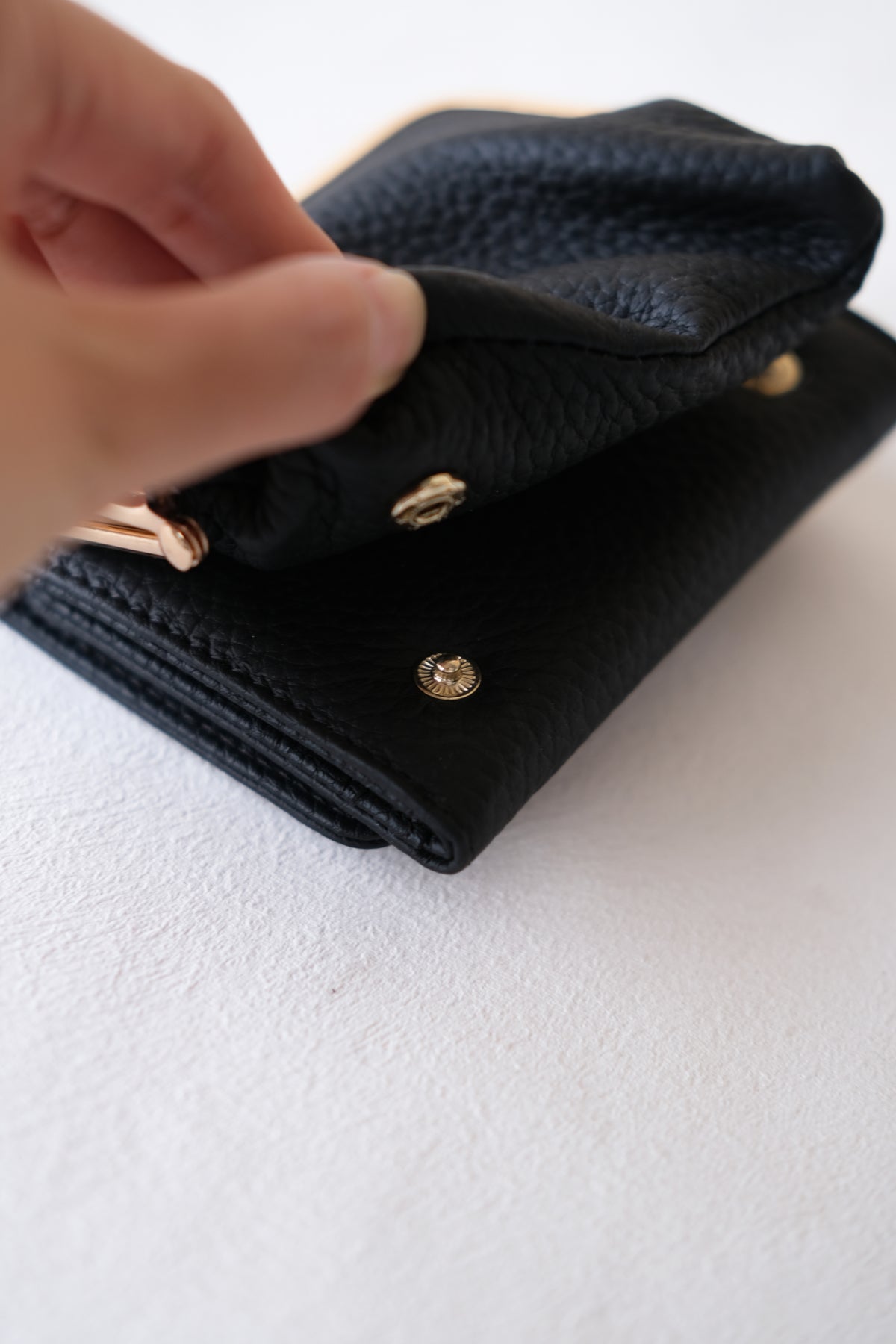 Signature Metal-Clasp Compact Wallet - Classic Black
