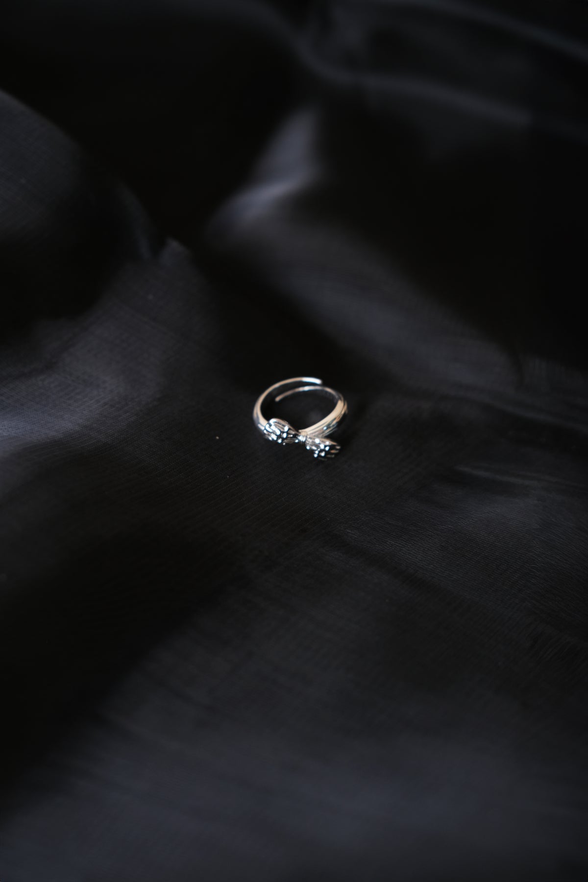 Twinkle Ribbon Ring