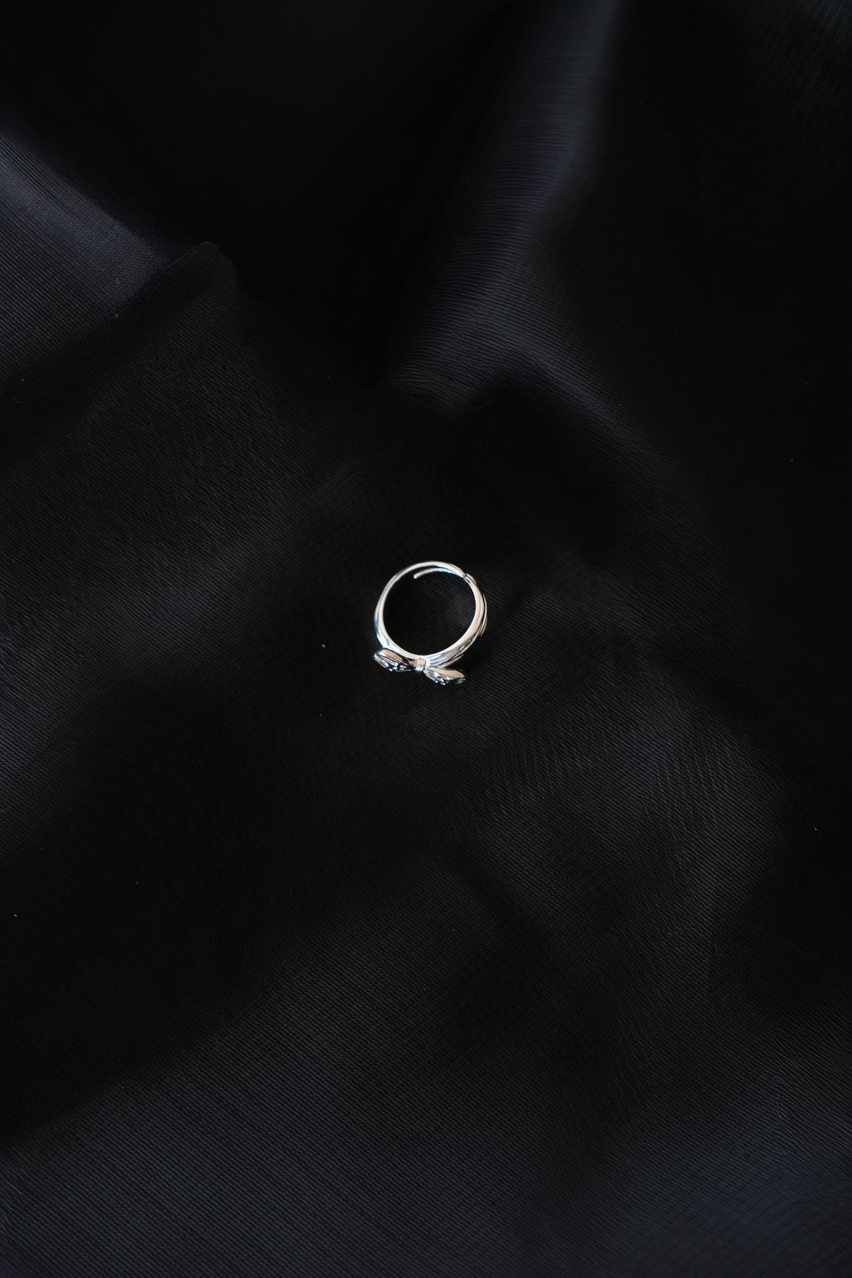 Twinkle Ribbon Ring