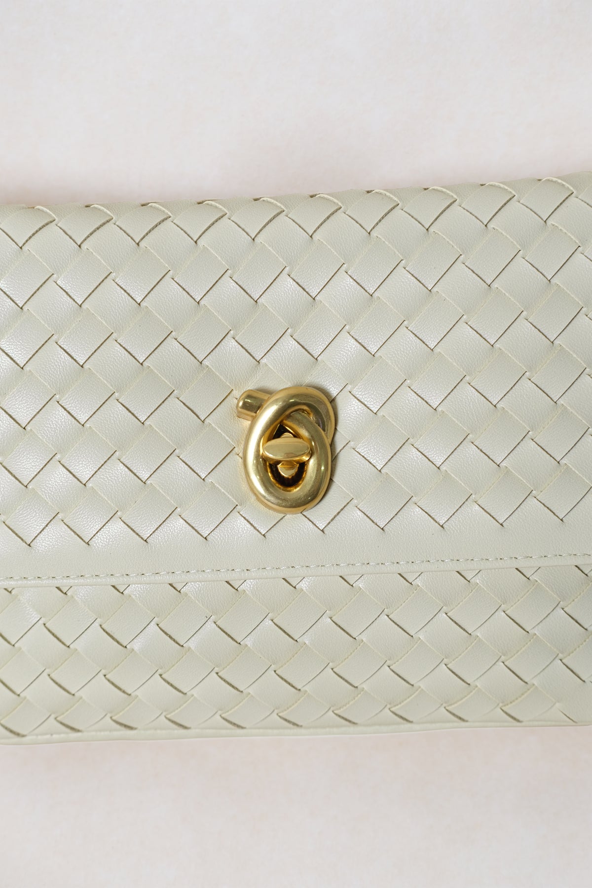 Artisan Linear Flap - Cream Yellow