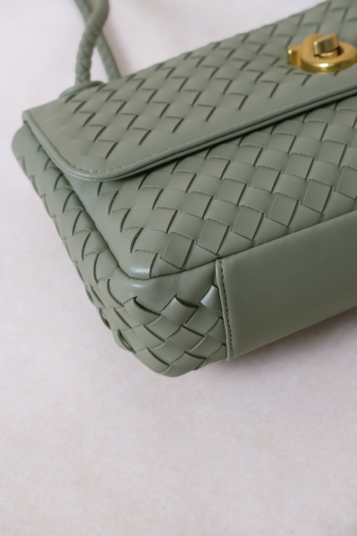 Artisan Linear Flap - Mineral Green