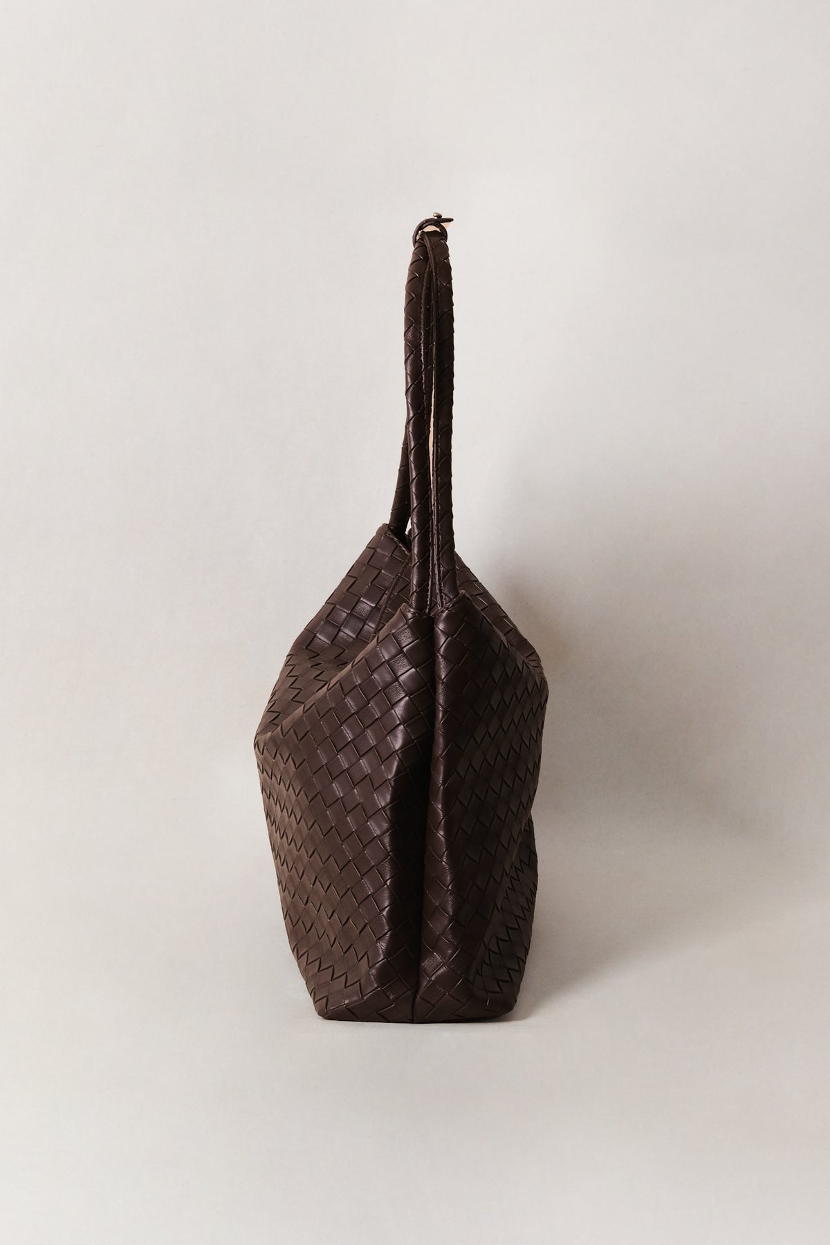 Artisan Élan Shoulder Bag - Coffee
