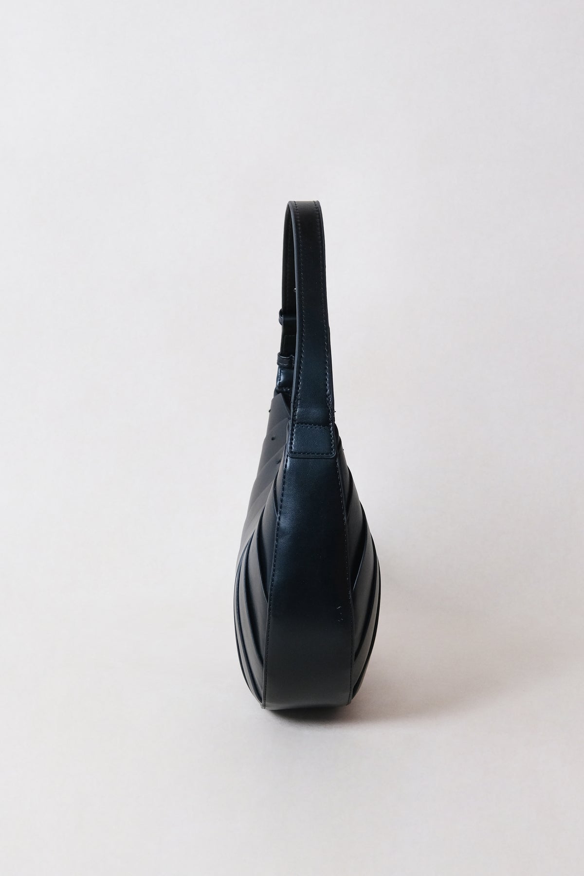 The Modena Slouch - Classic Black