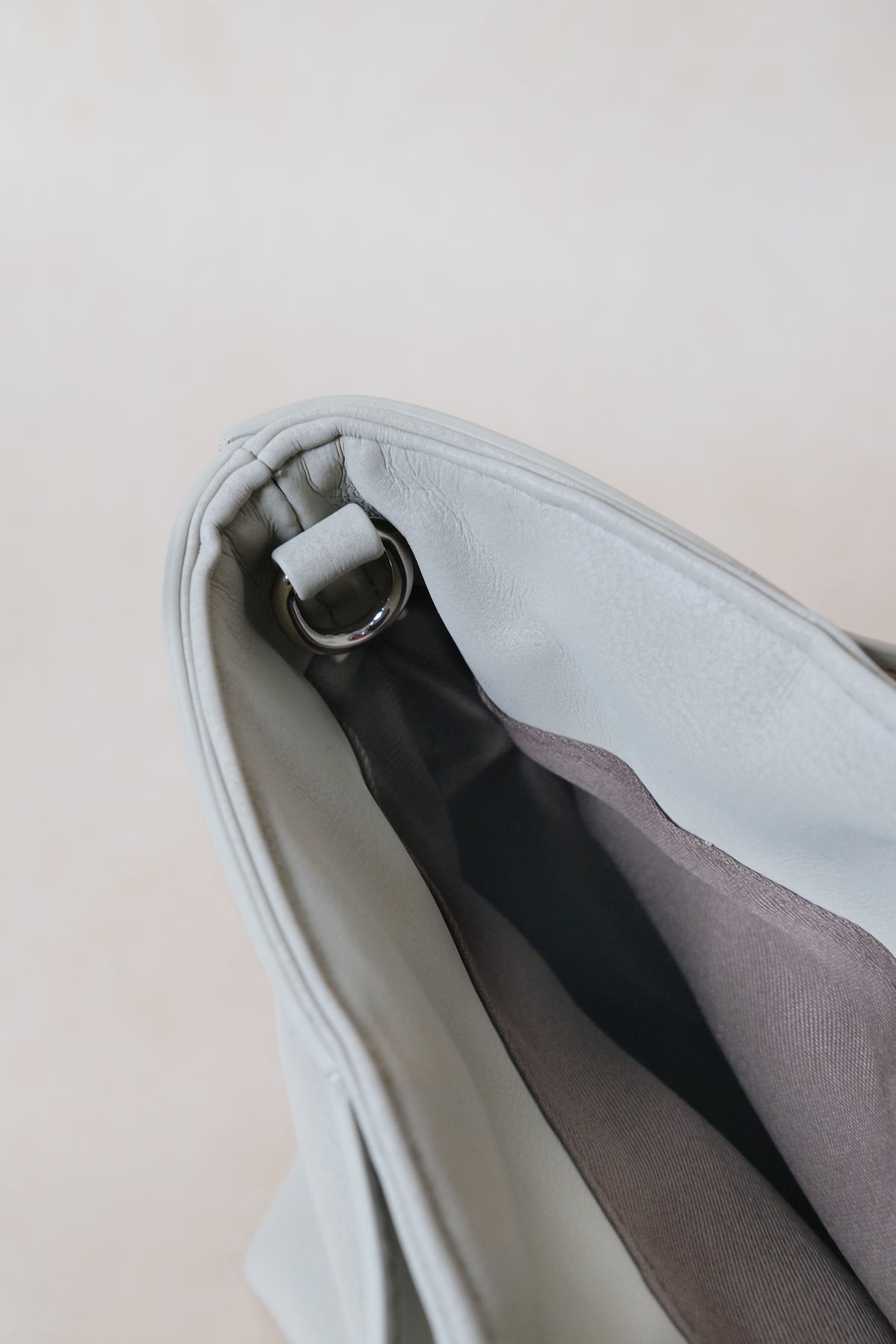 Artisan Belle Carryall - Light Grey