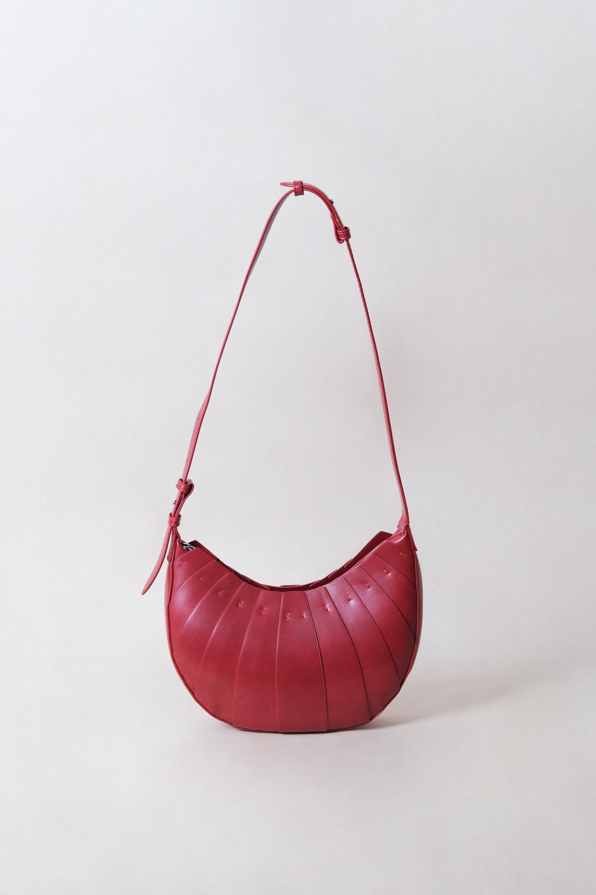 The Modena Slouch - Red