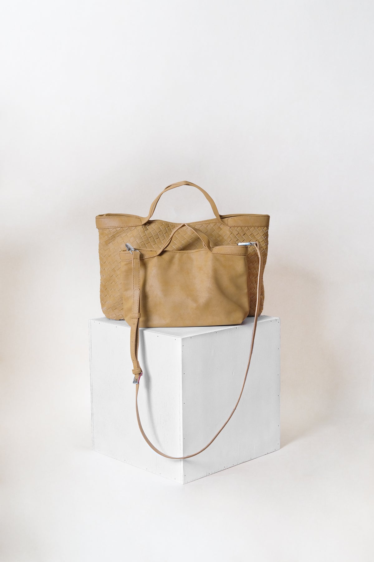 Artisan Belle Carryall - Apricot Yellow