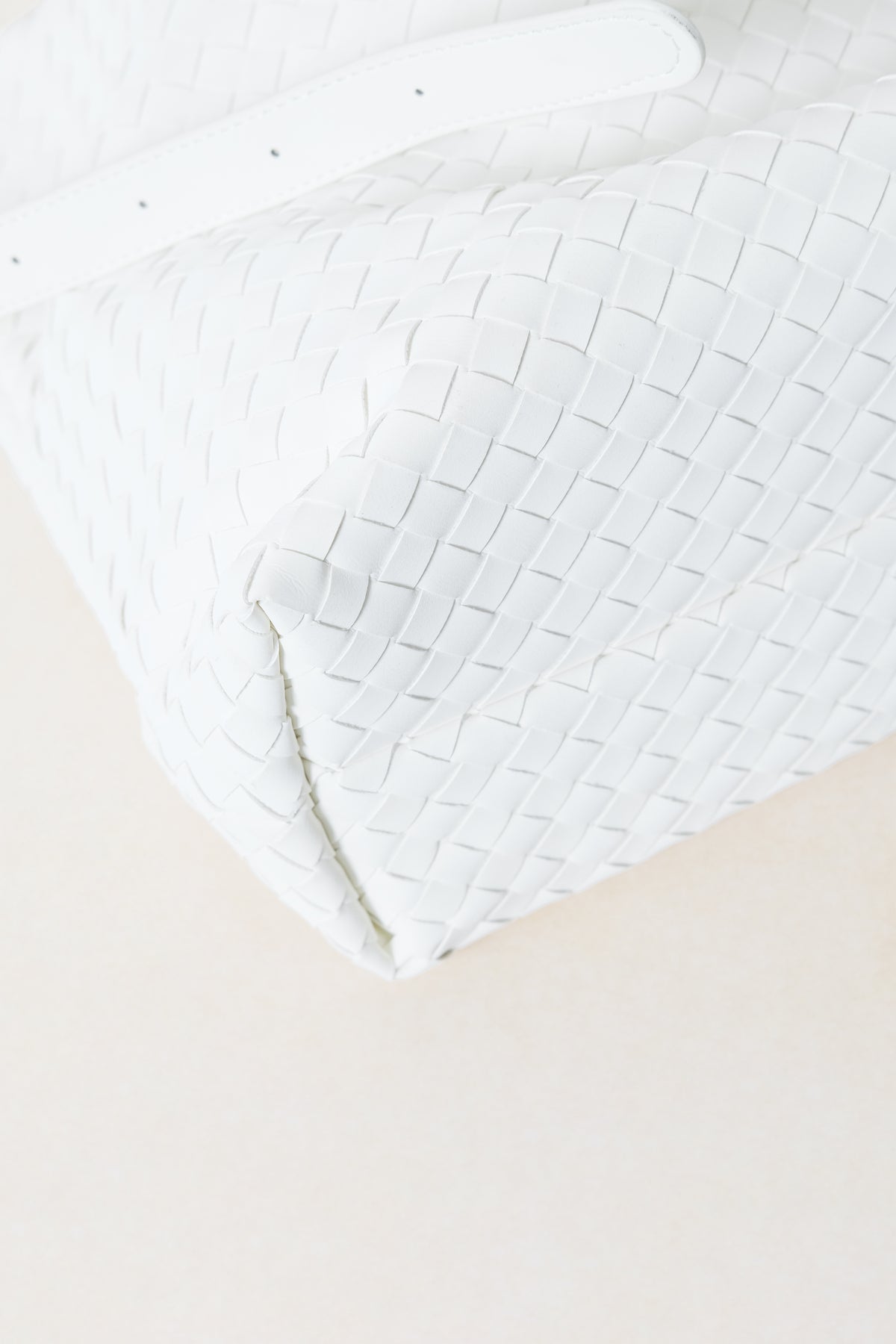 Artisan Élise Carryall - White