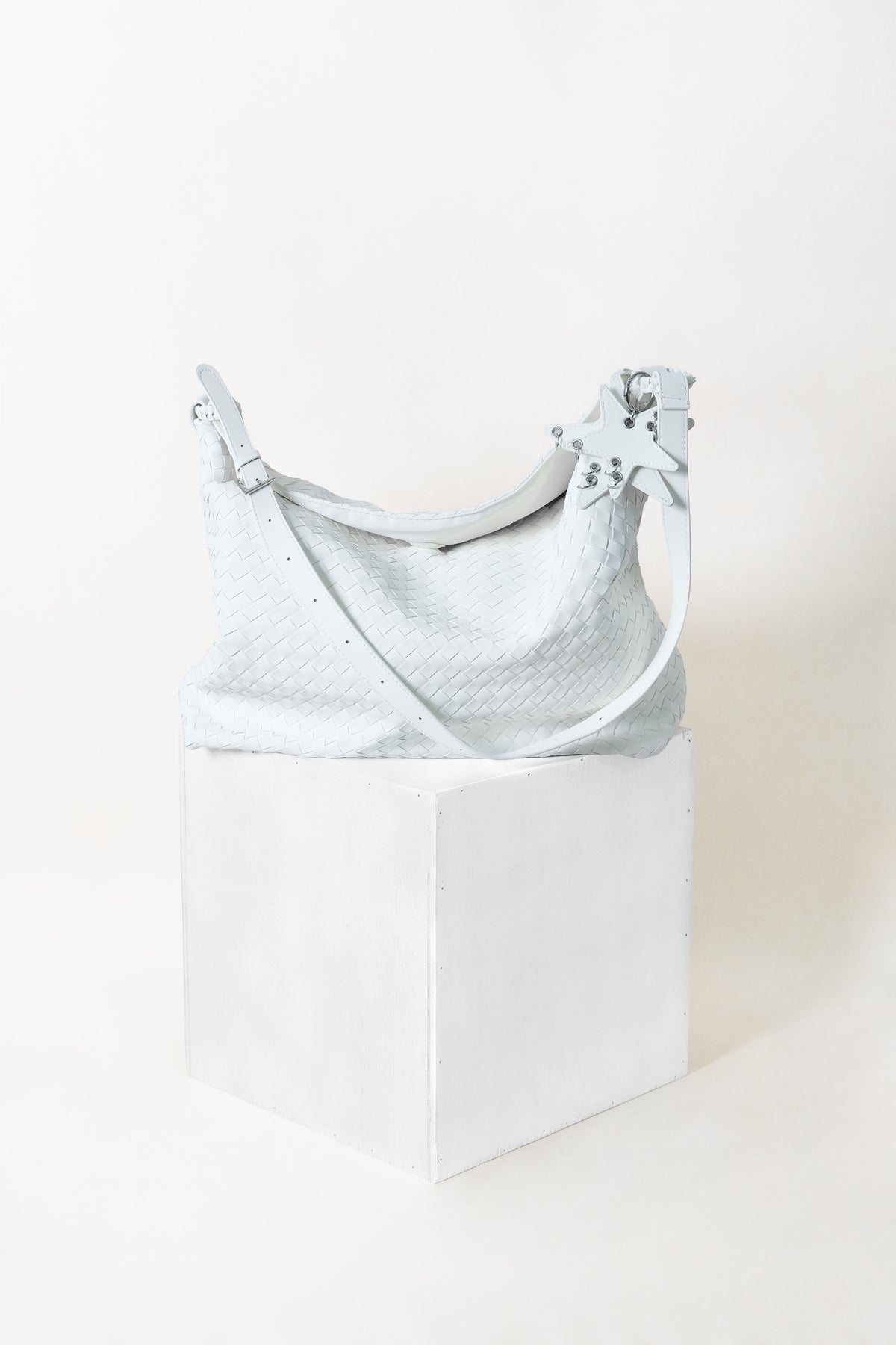 Artisan Élise Carryall - White